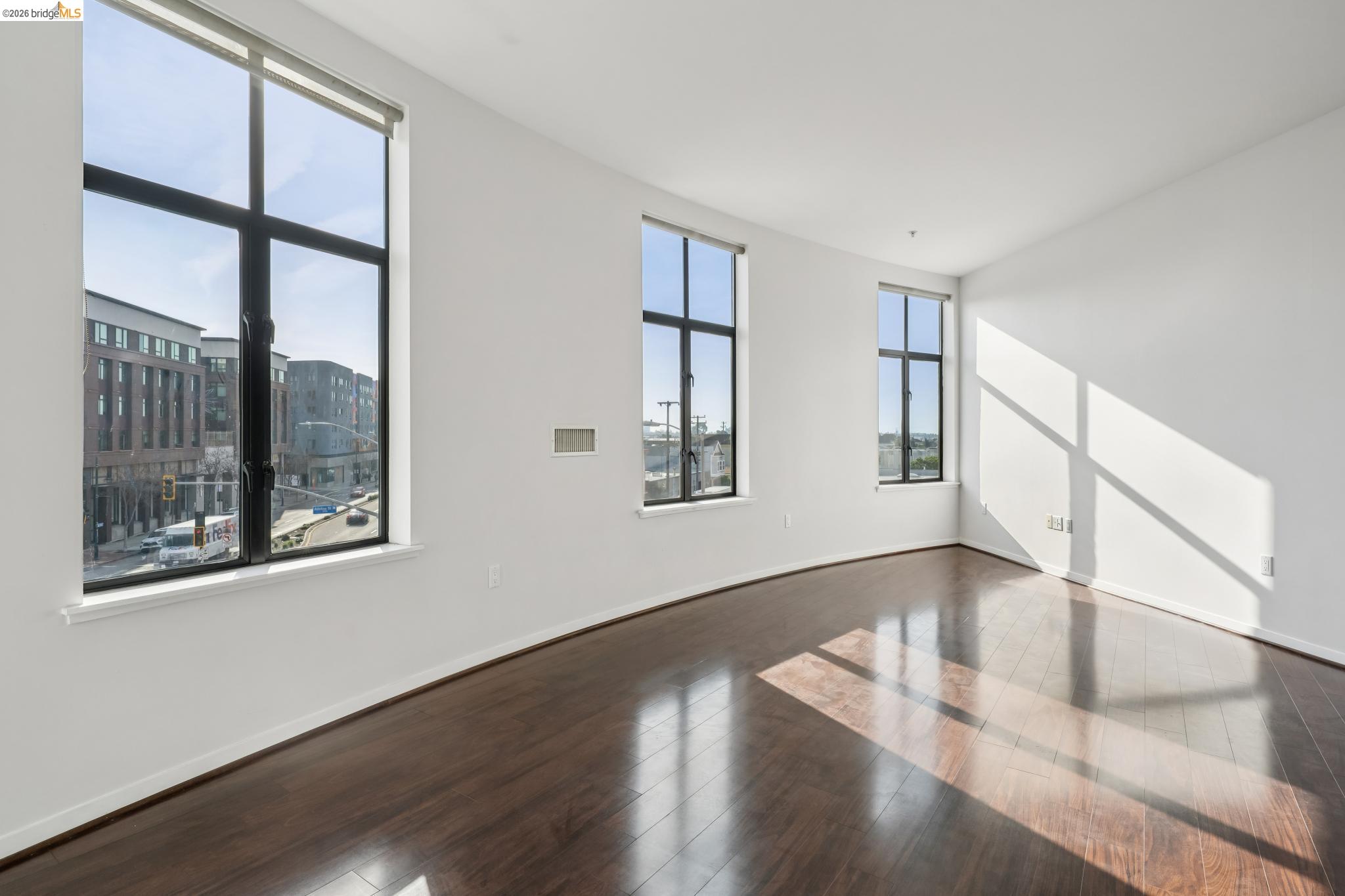 3801 San Pablo Ave # 303