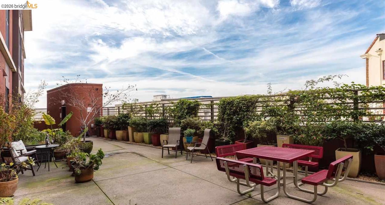 3801 San Pablo Ave # 303