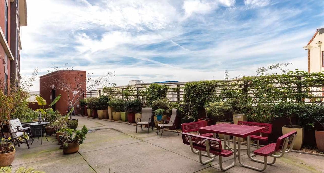 3801 San Pablo Ave # 303