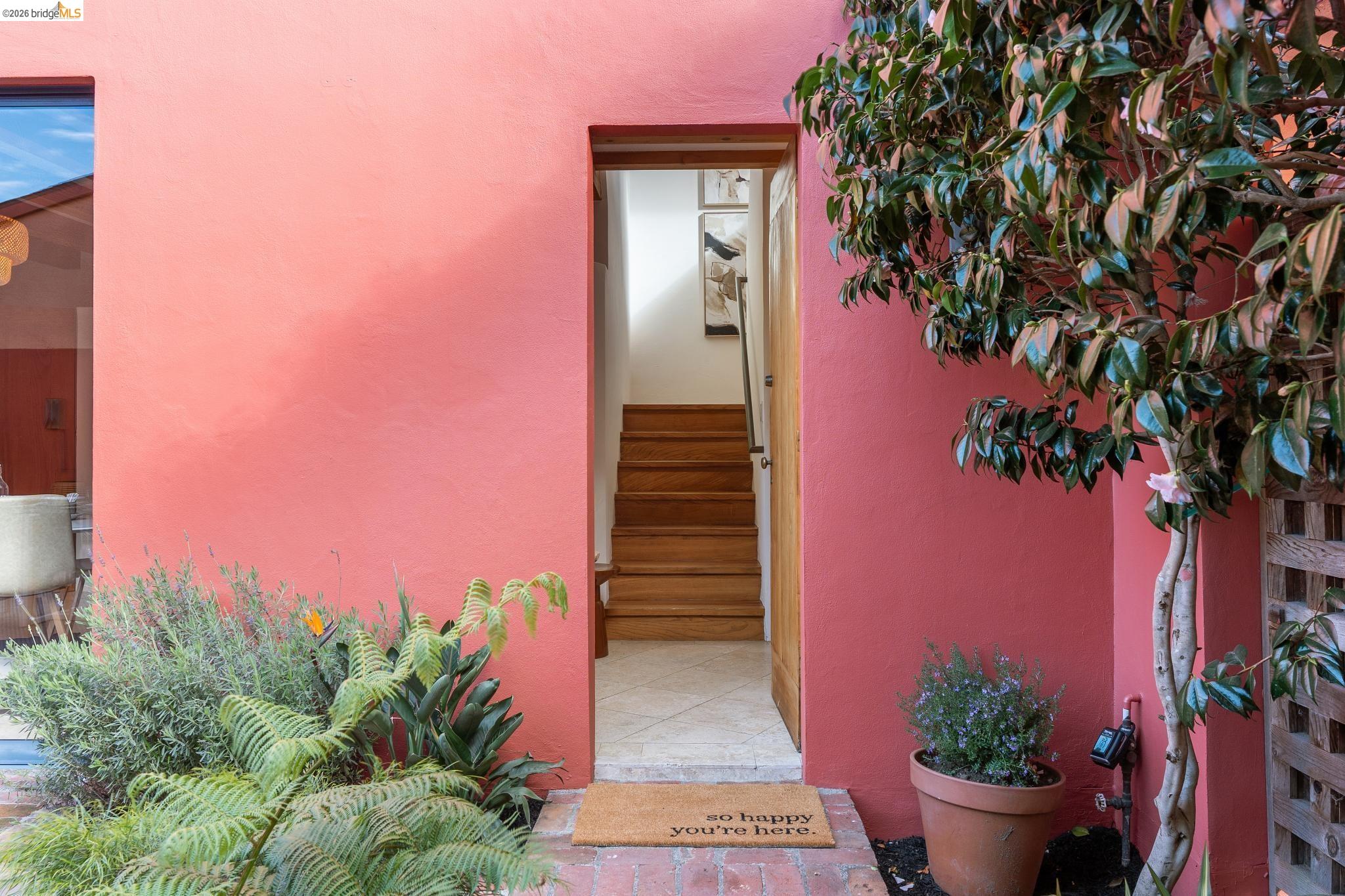 2015 Delaware Street