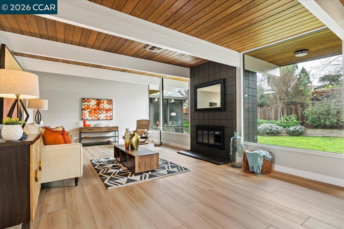 289 El Divisadero Ave