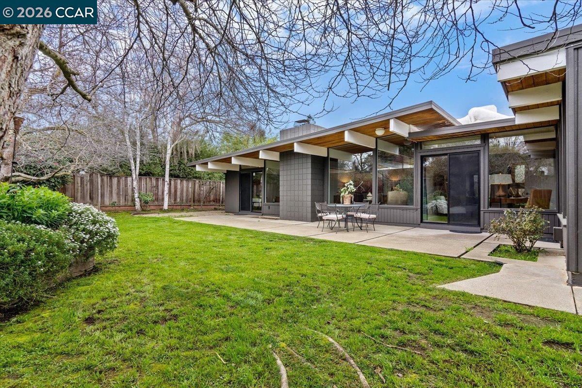 289 El Divisadero Ave