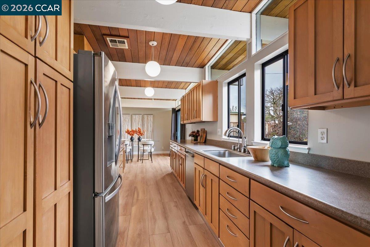 289 El Divisadero Ave