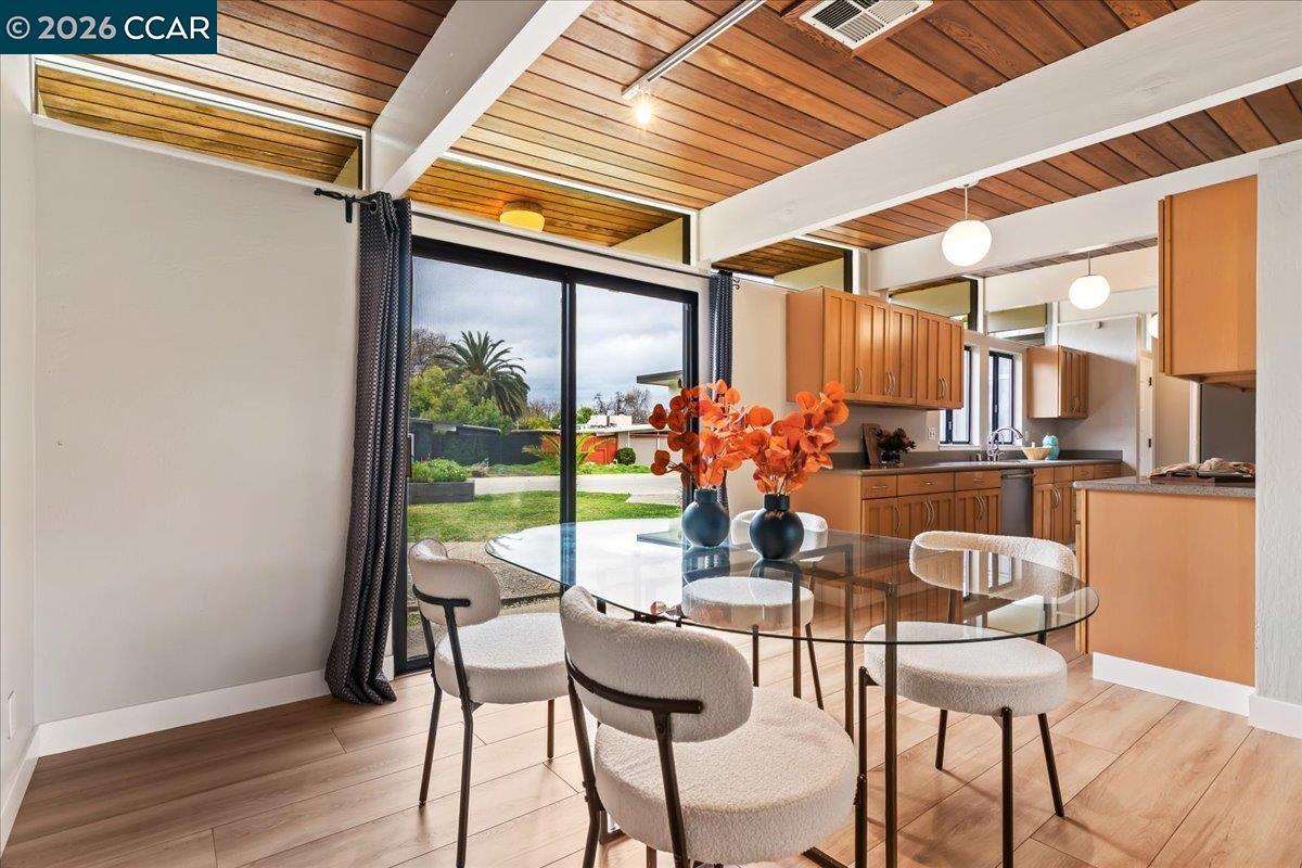 289 El Divisadero Ave