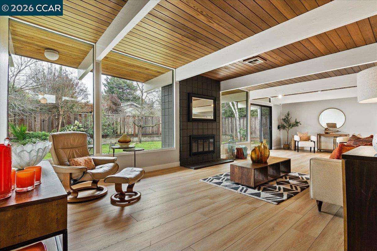 289 El Divisadero Ave