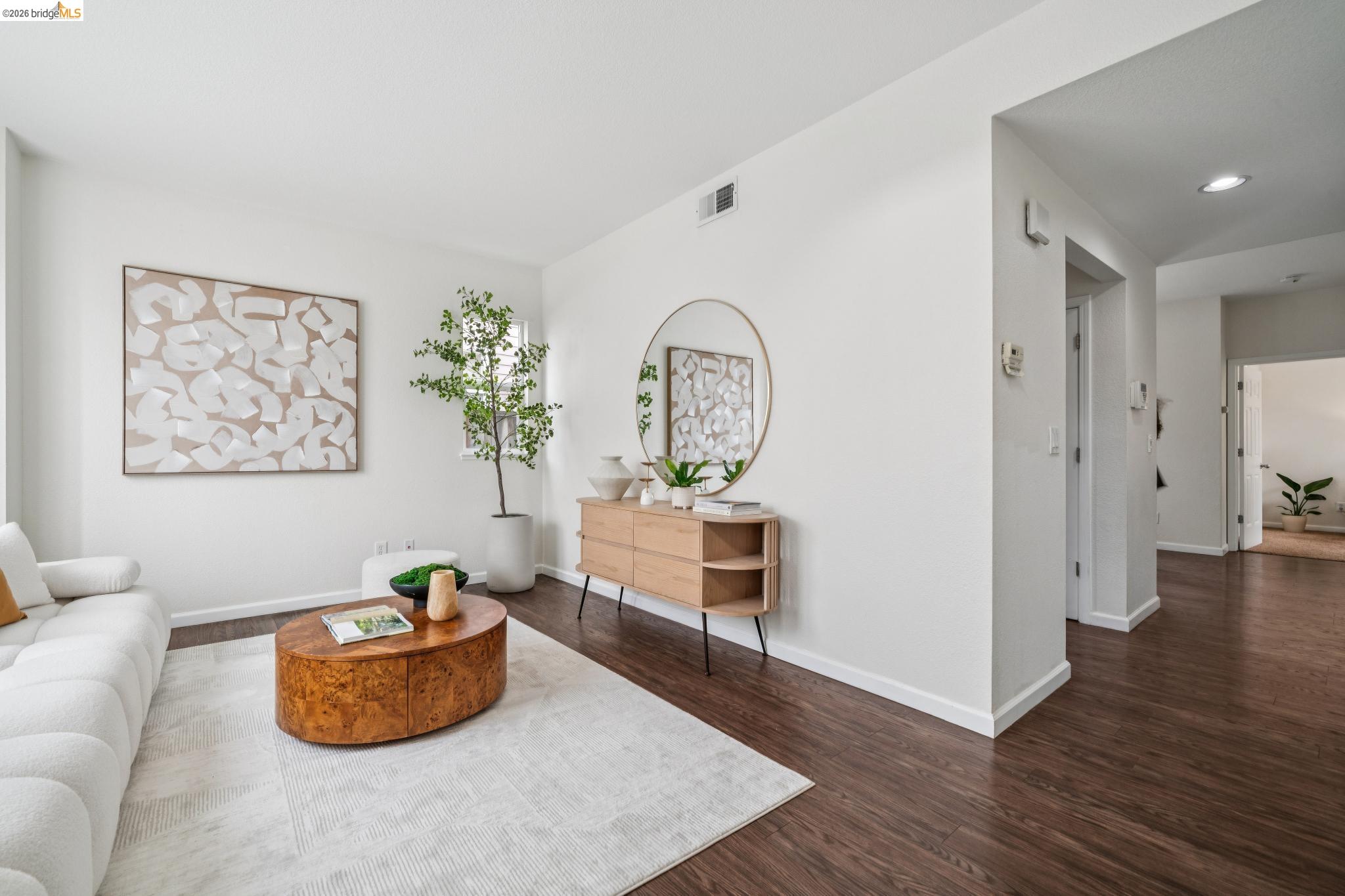 2761 Martin Luther King Jr Ave