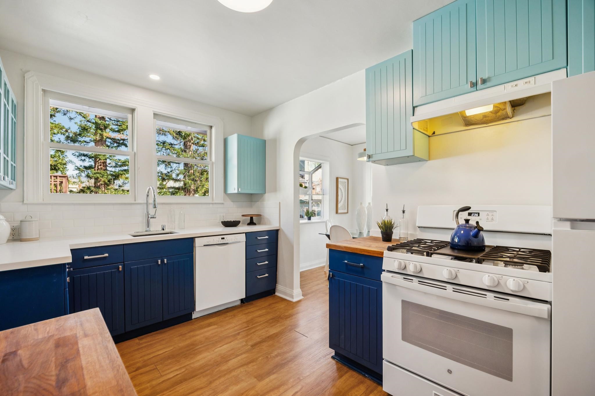 1207 Francisco Street