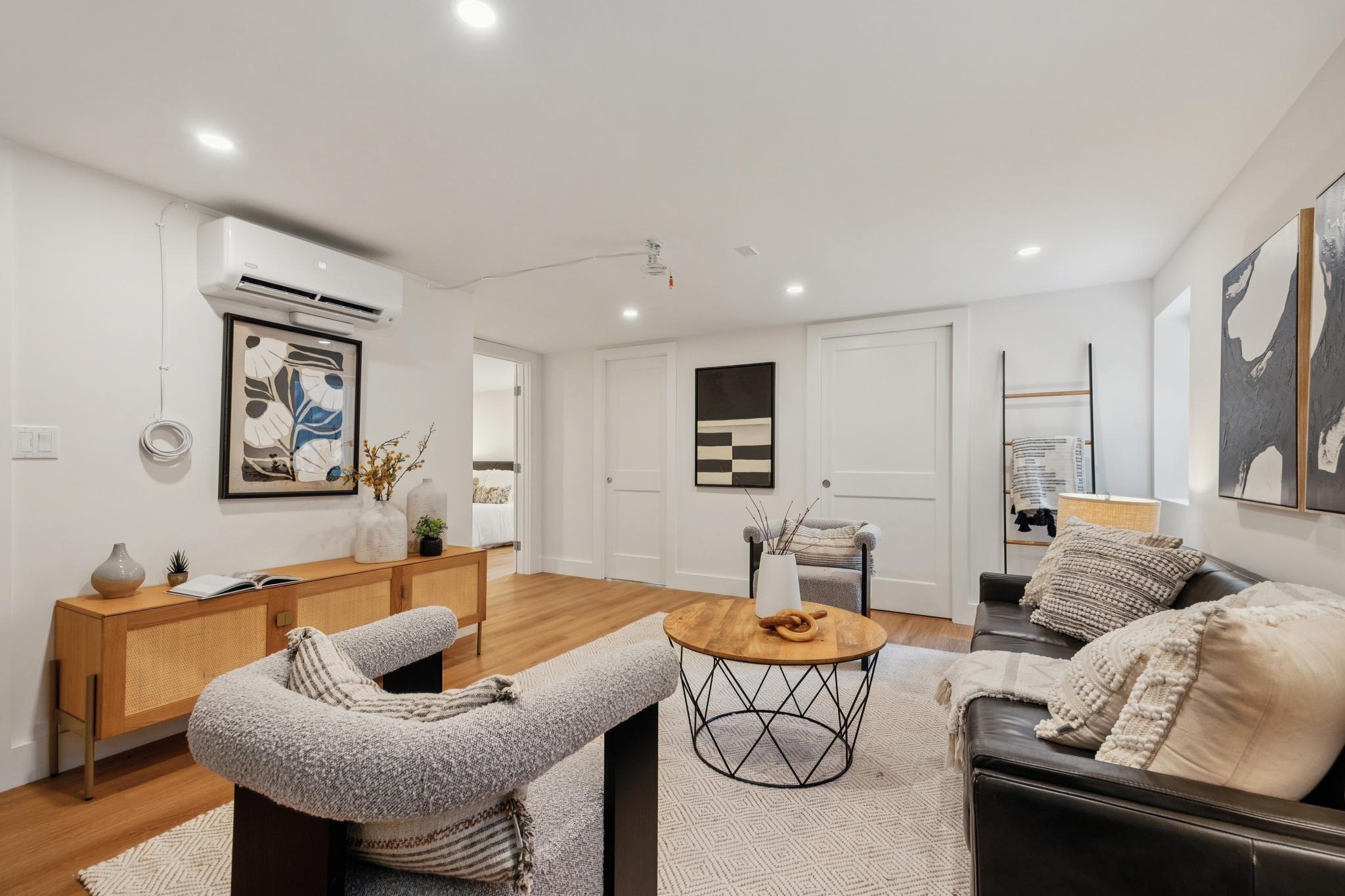 1207 Francisco Street