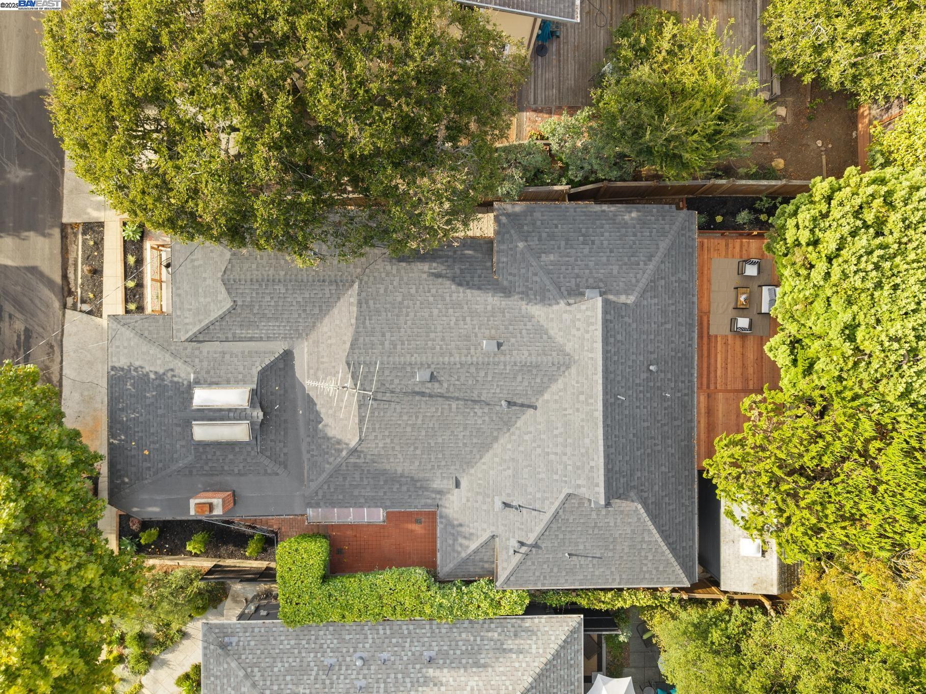 201 Amherst Ave