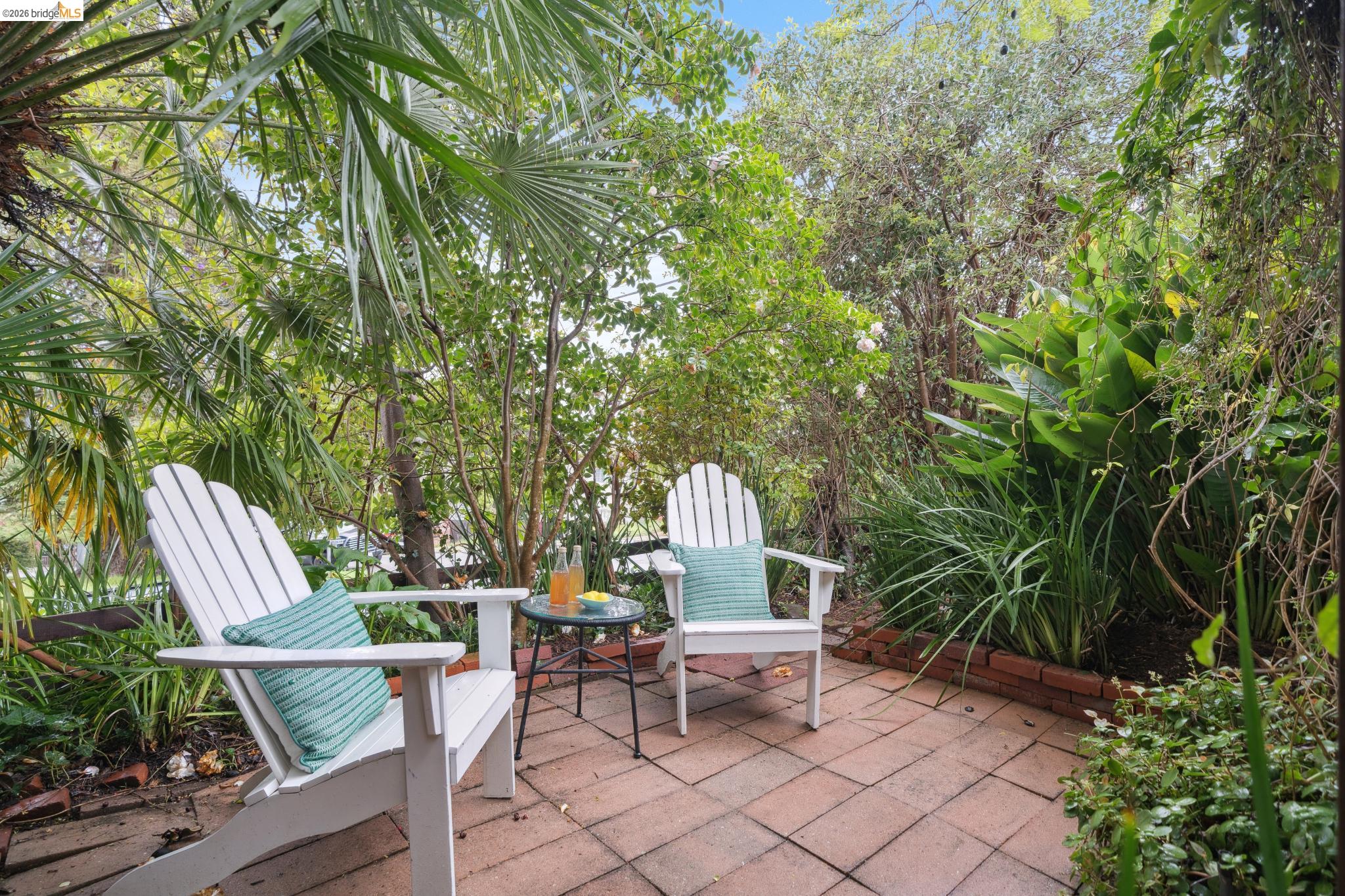 4200 Mountain View Ave