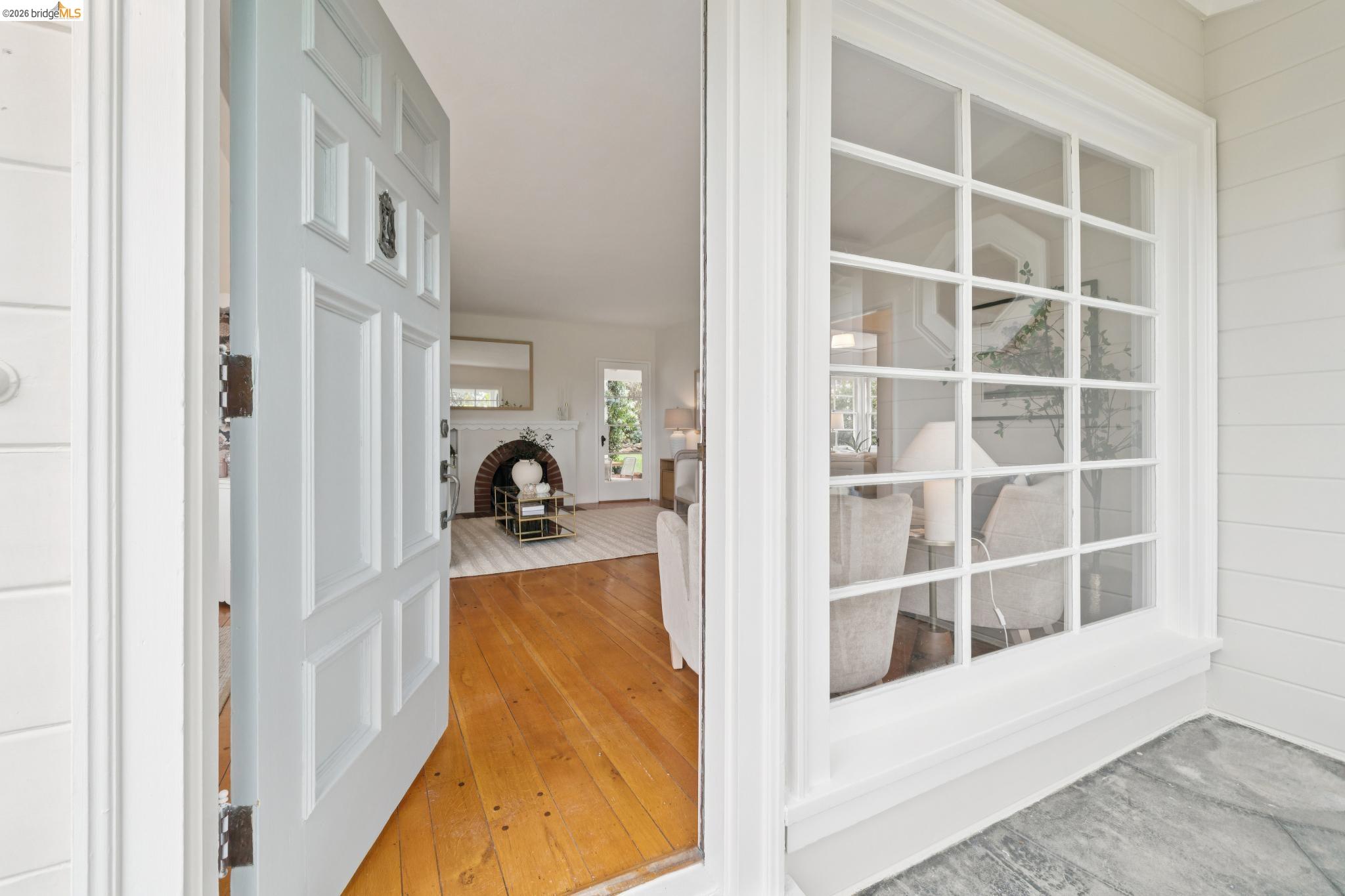 4200 Mountain View Ave