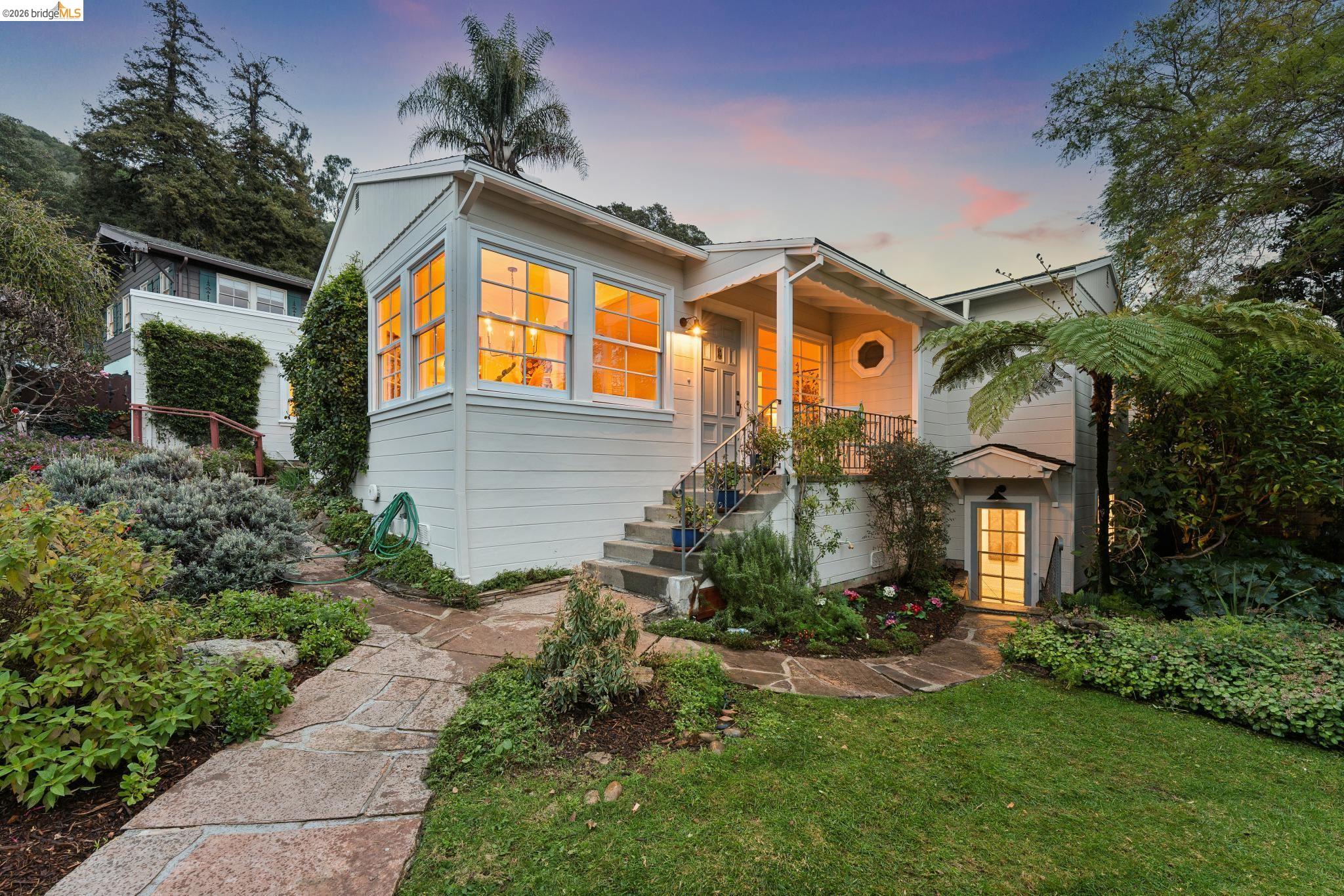 4200 Mountain View Ave