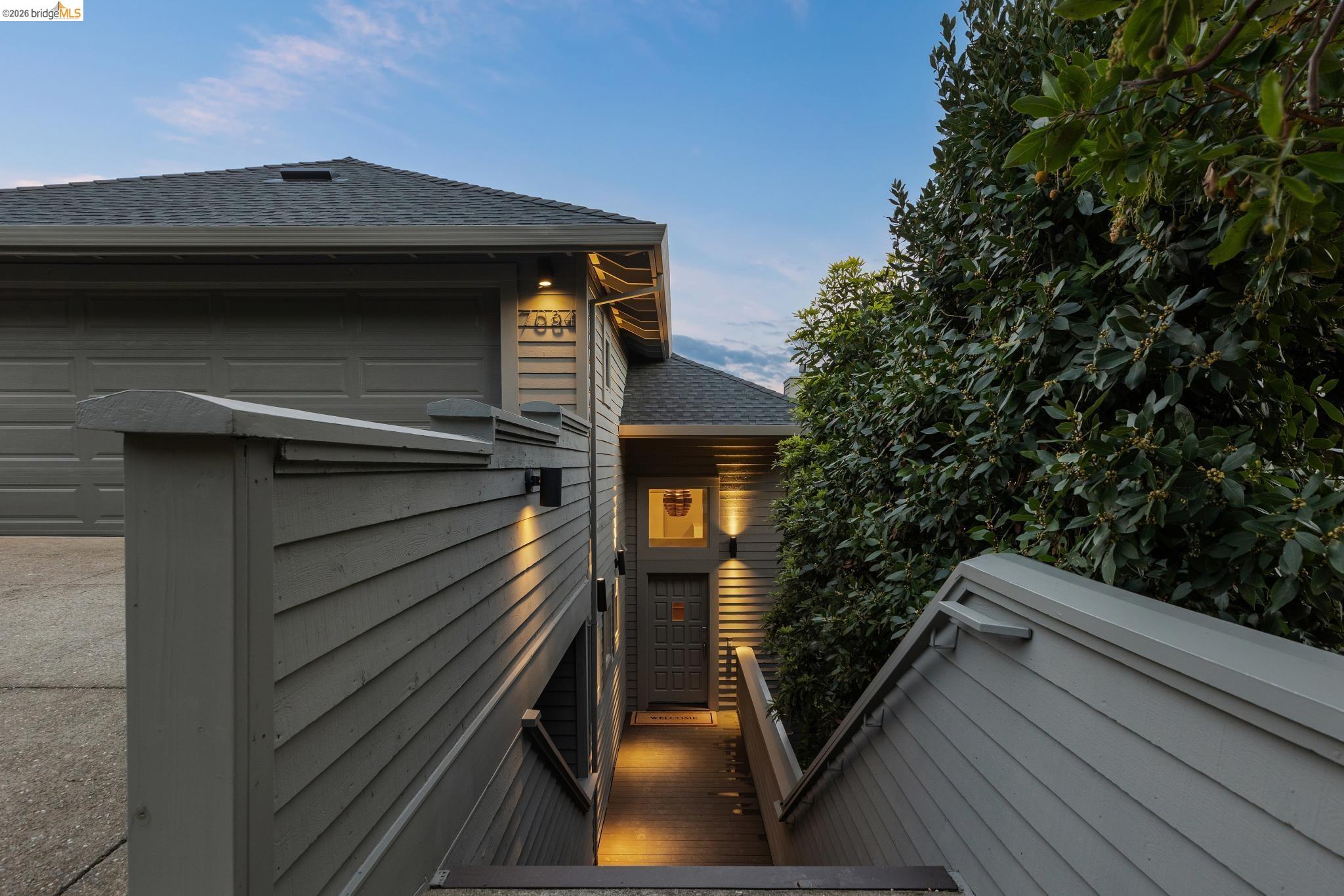 7084 Westmoorland Dr