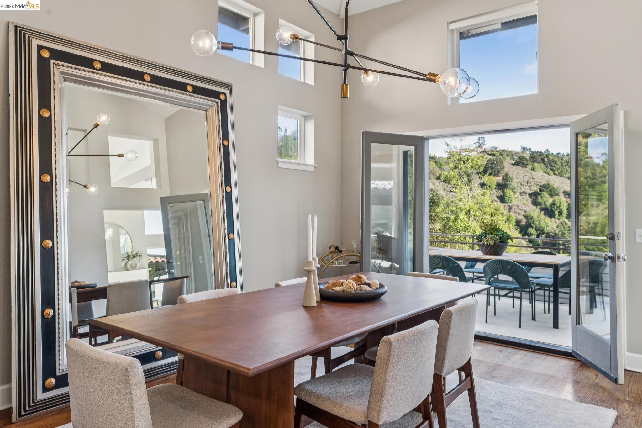 7084 Westmoorland Dr