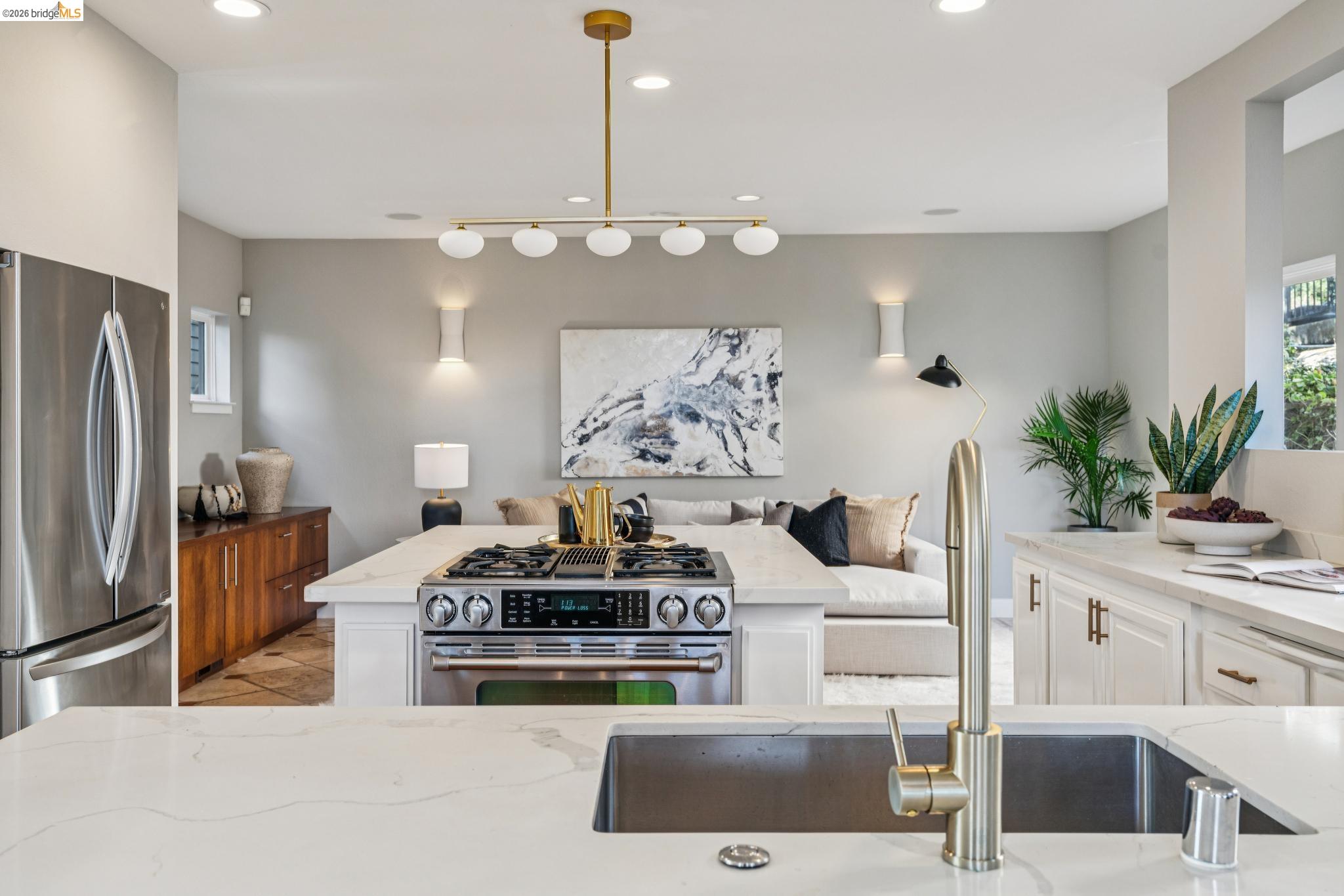 7084 Westmoorland Dr