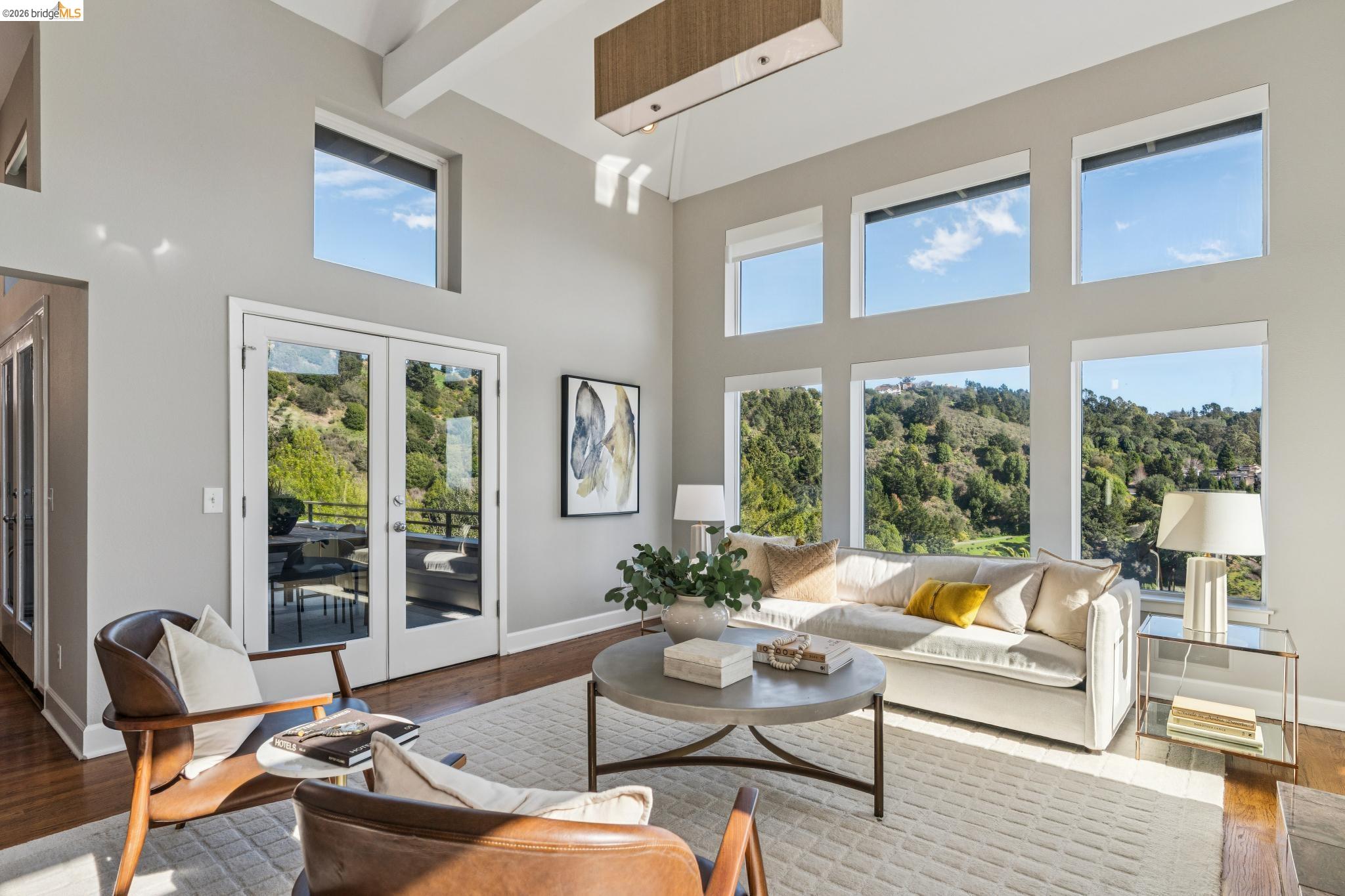 7084 Westmoorland Dr