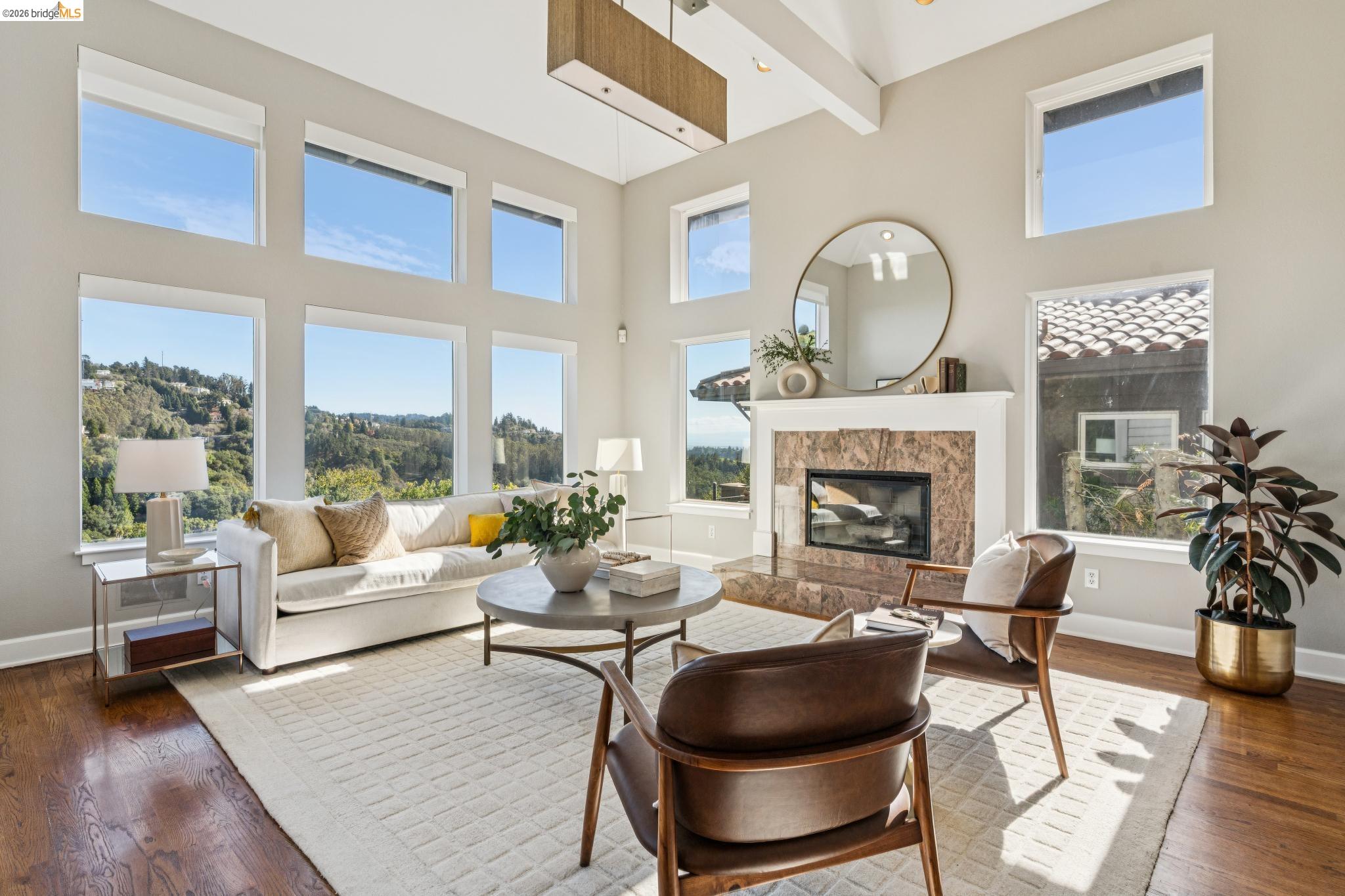 7084 Westmoorland Dr