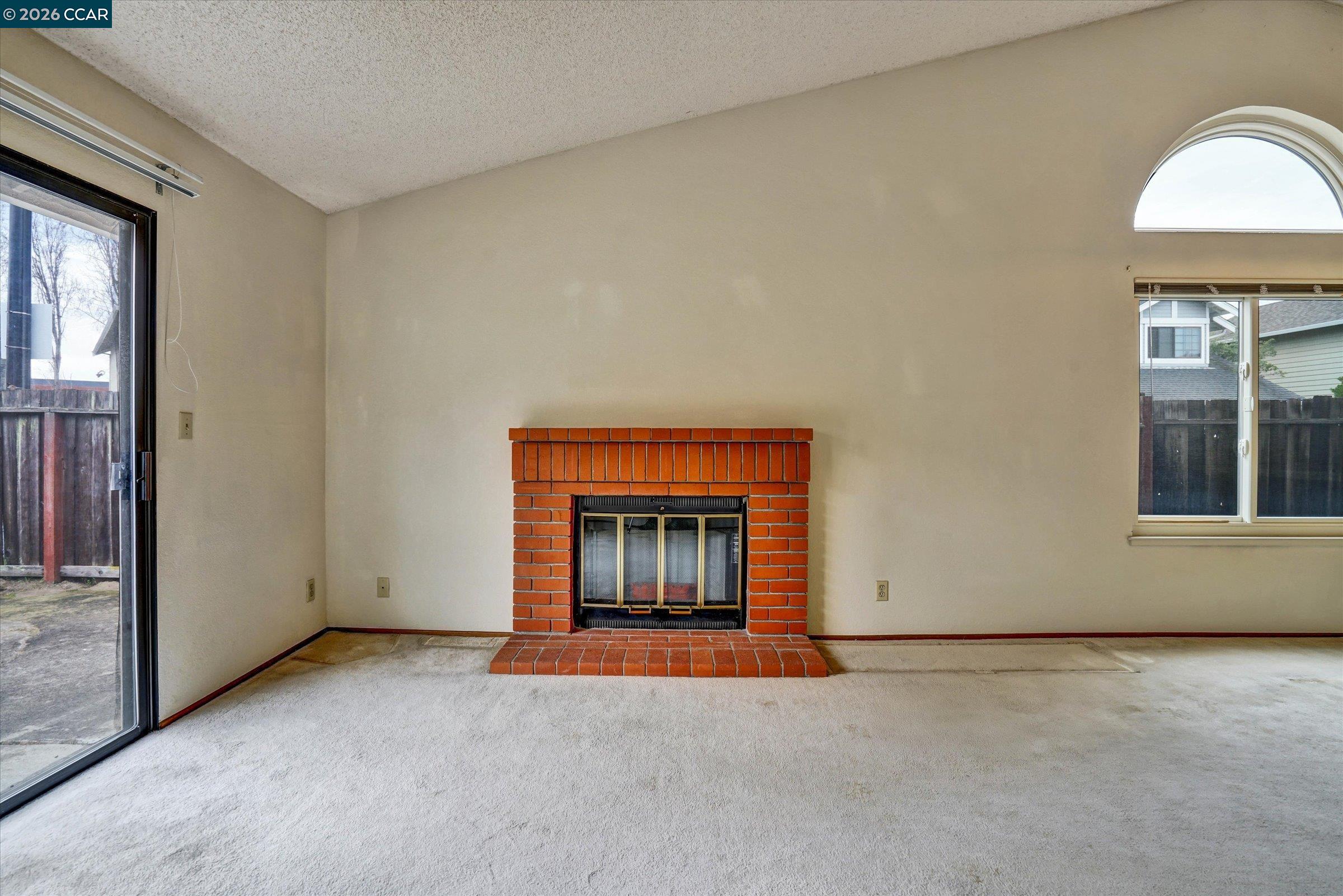 1286 Clarke Ln