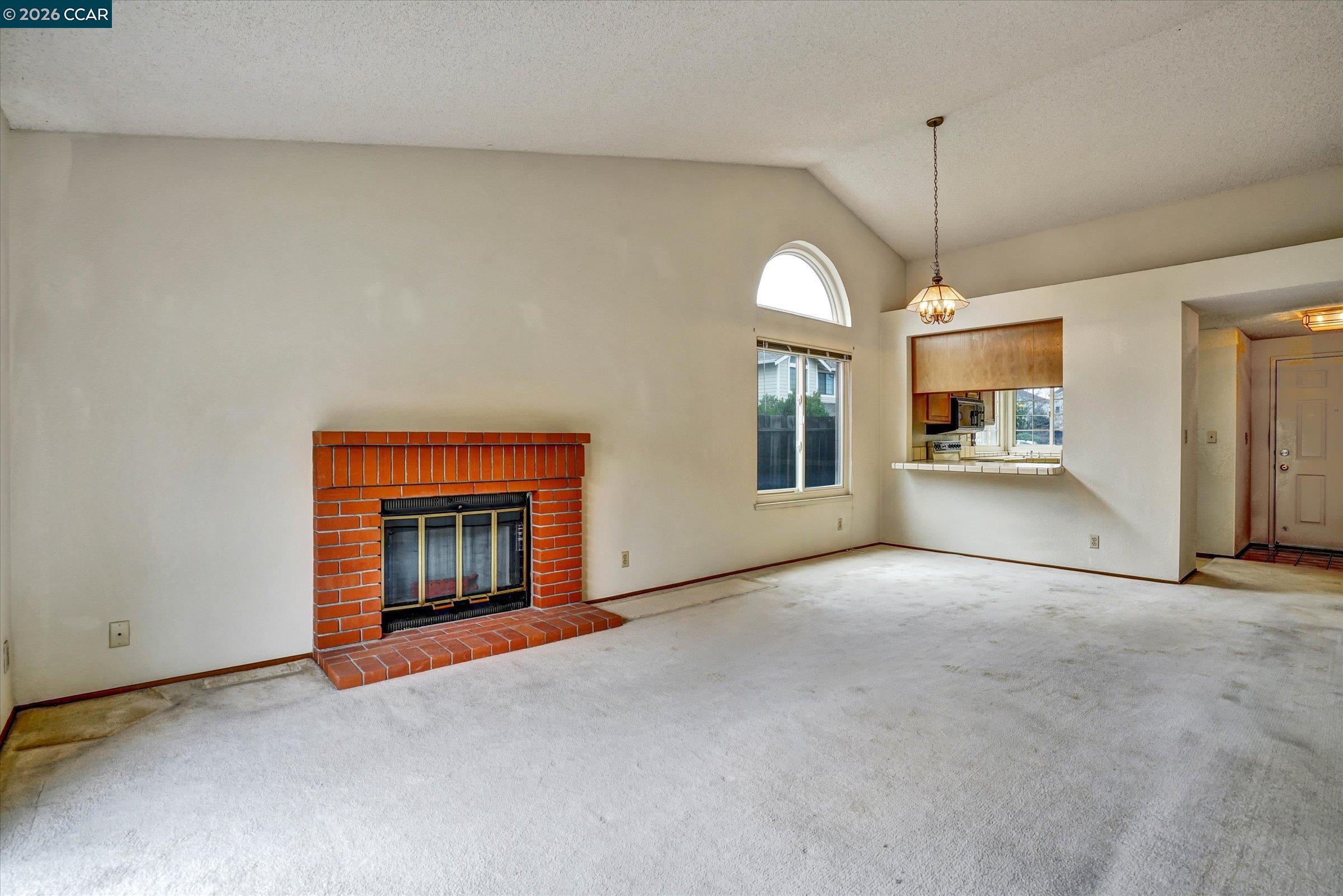 1286 Clarke Ln