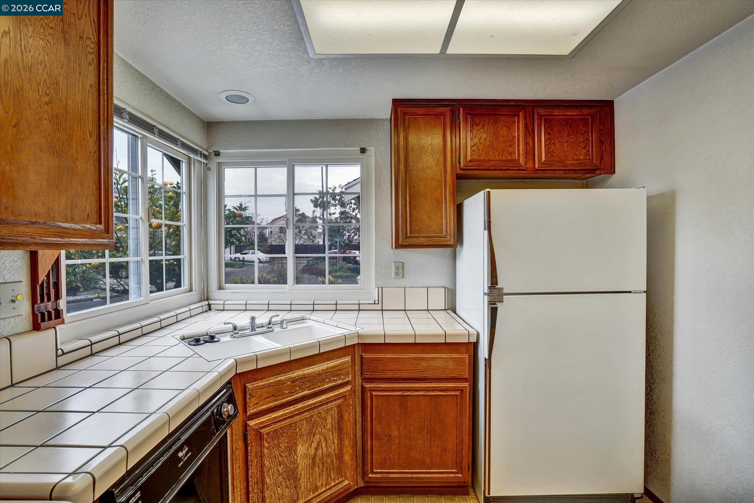 1286 Clarke Ln
