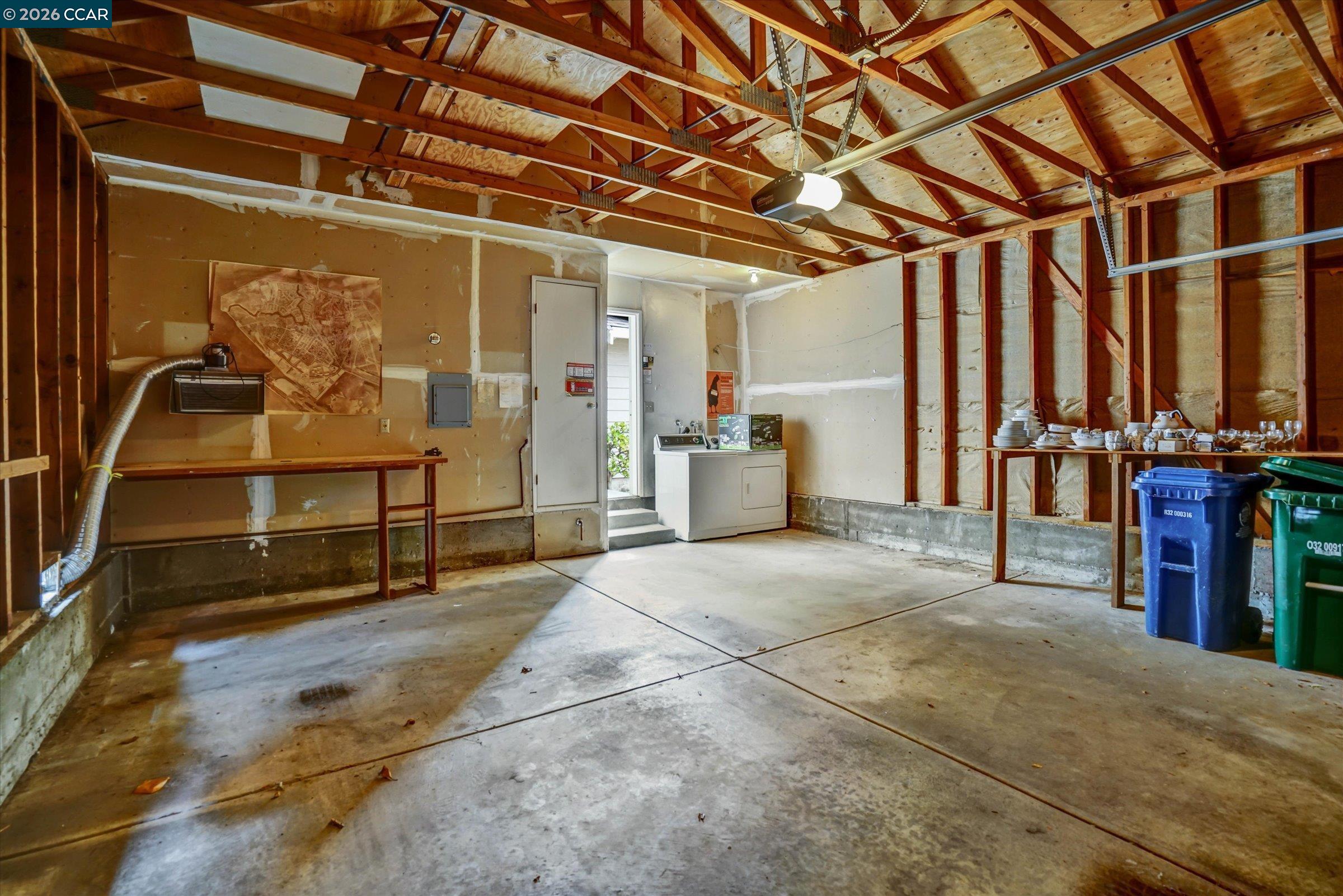 1286 Clarke Ln