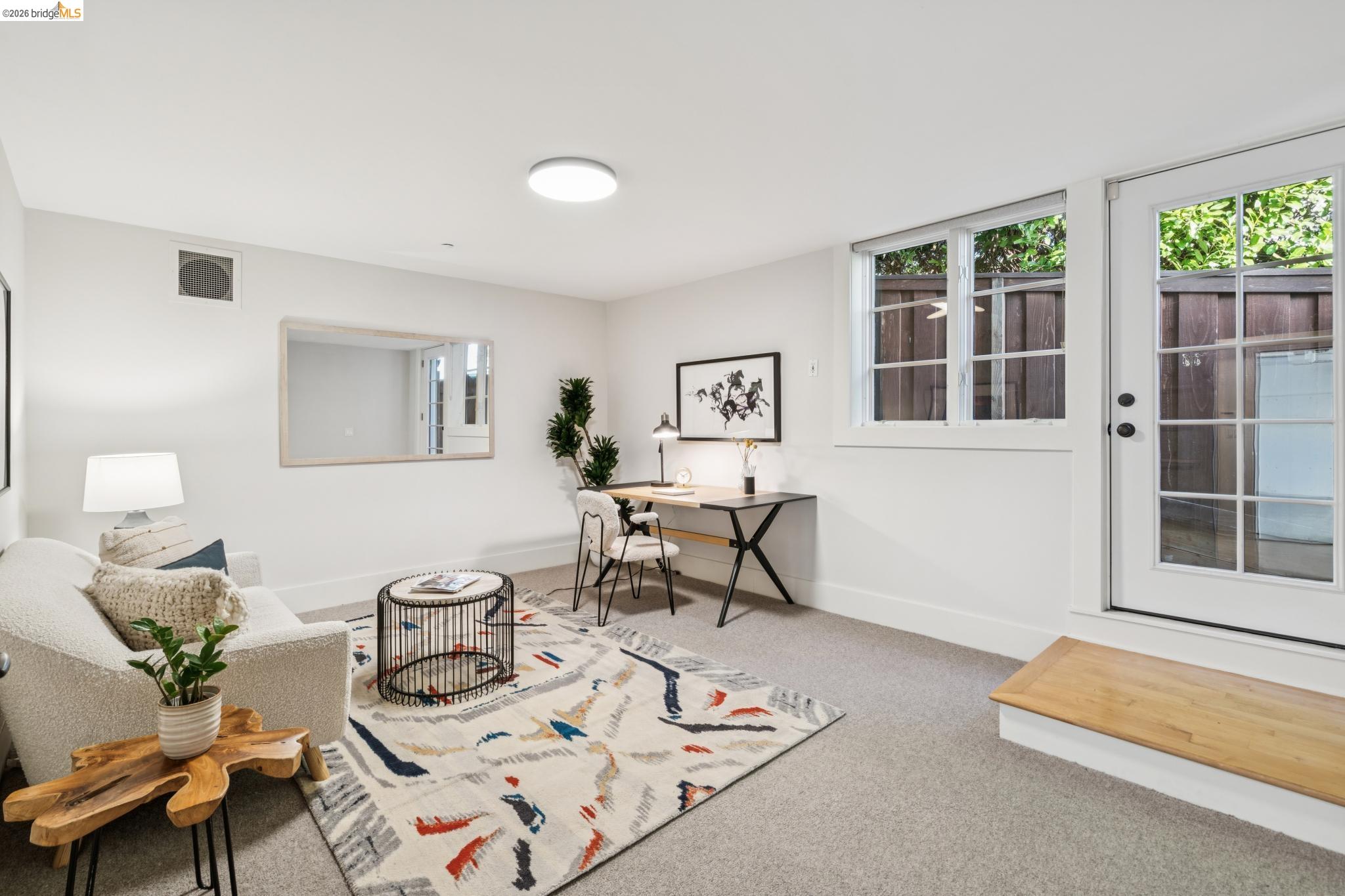 5416 GOLDEN GATE Ave