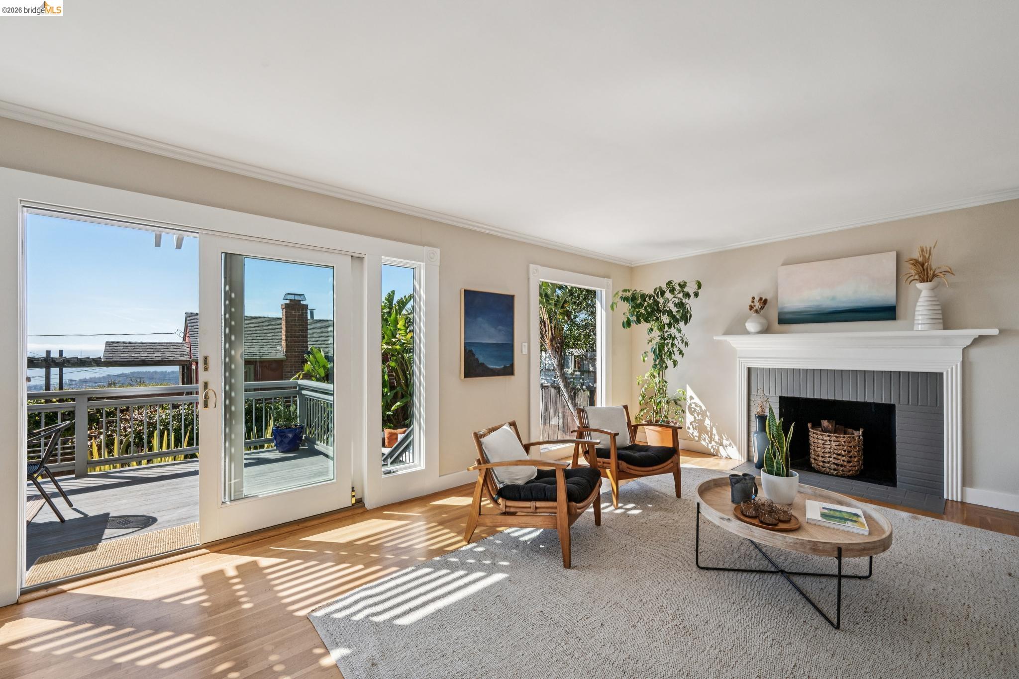 290 Colgate Ave