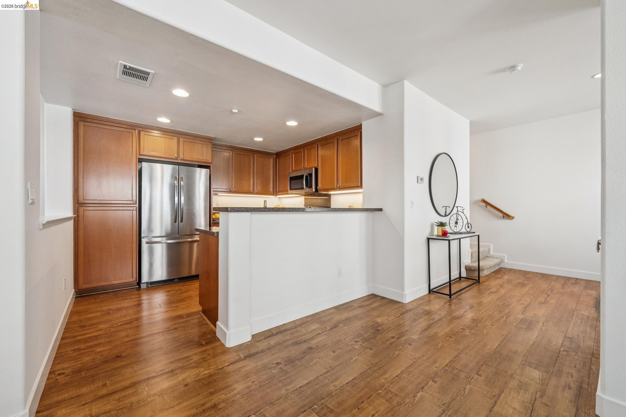 2153 Northshore Dr