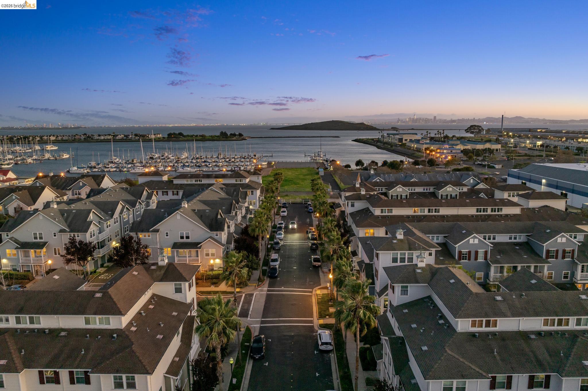 2153 Northshore Dr