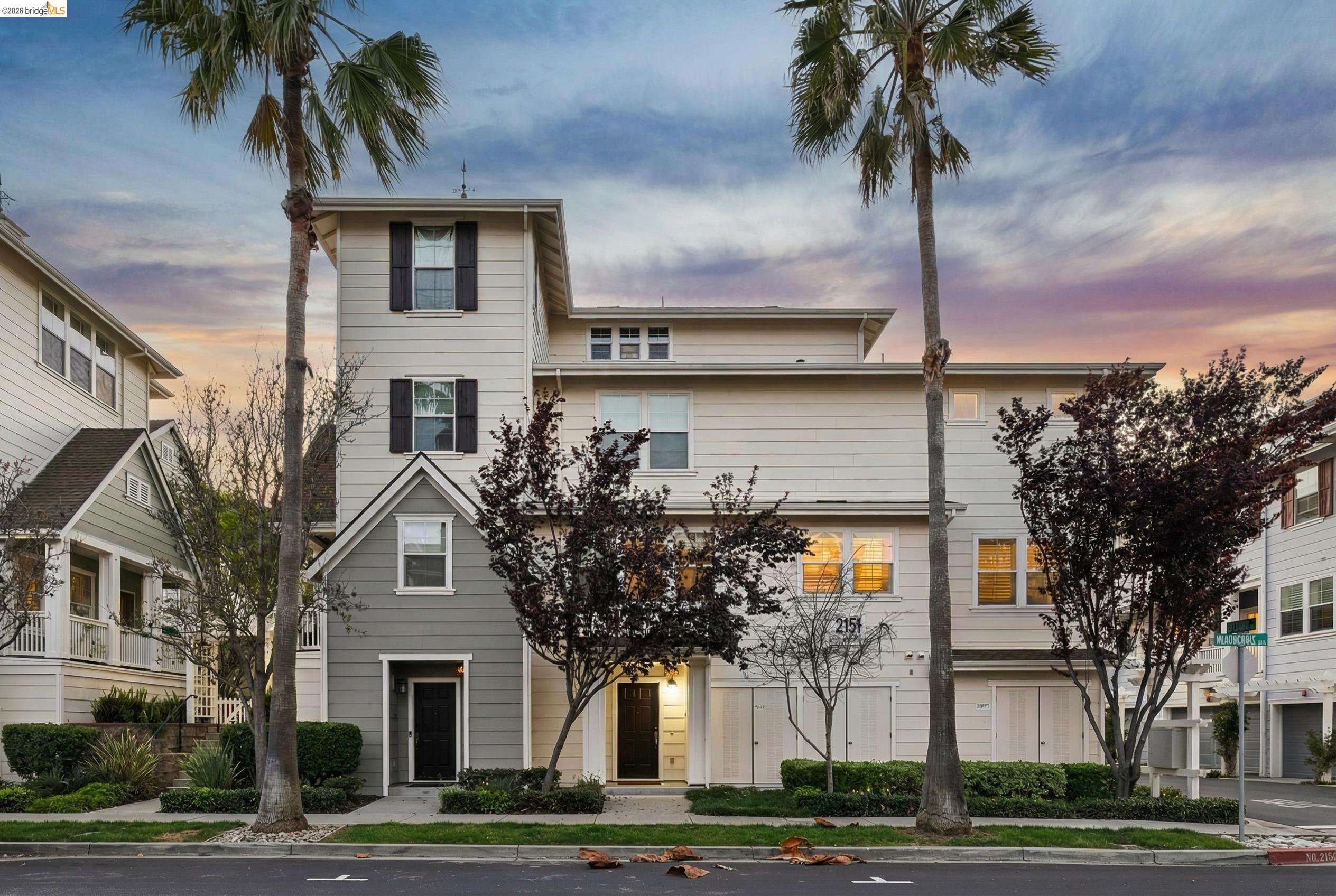 2153 Northshore Dr