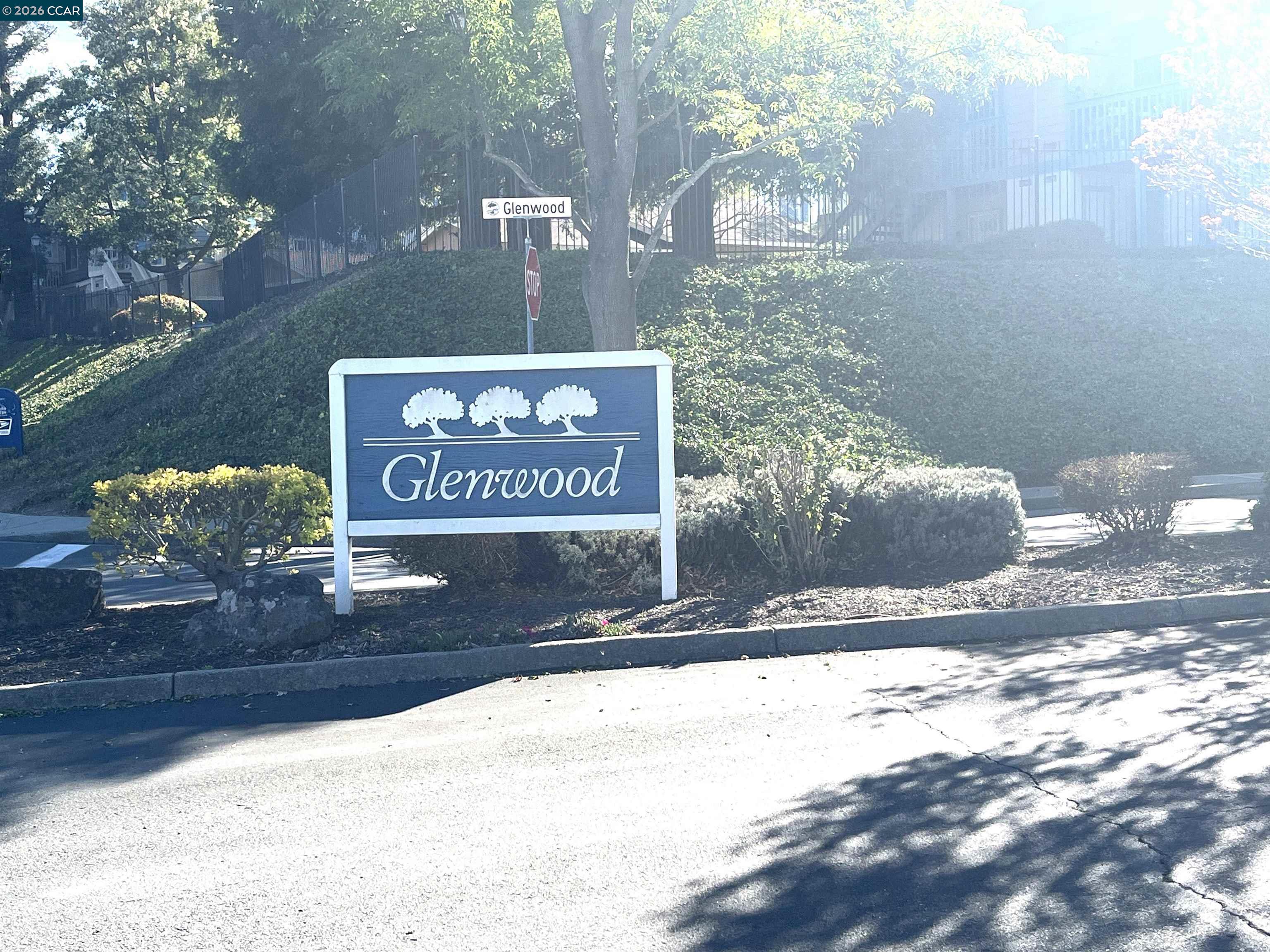 216 Glenwood
