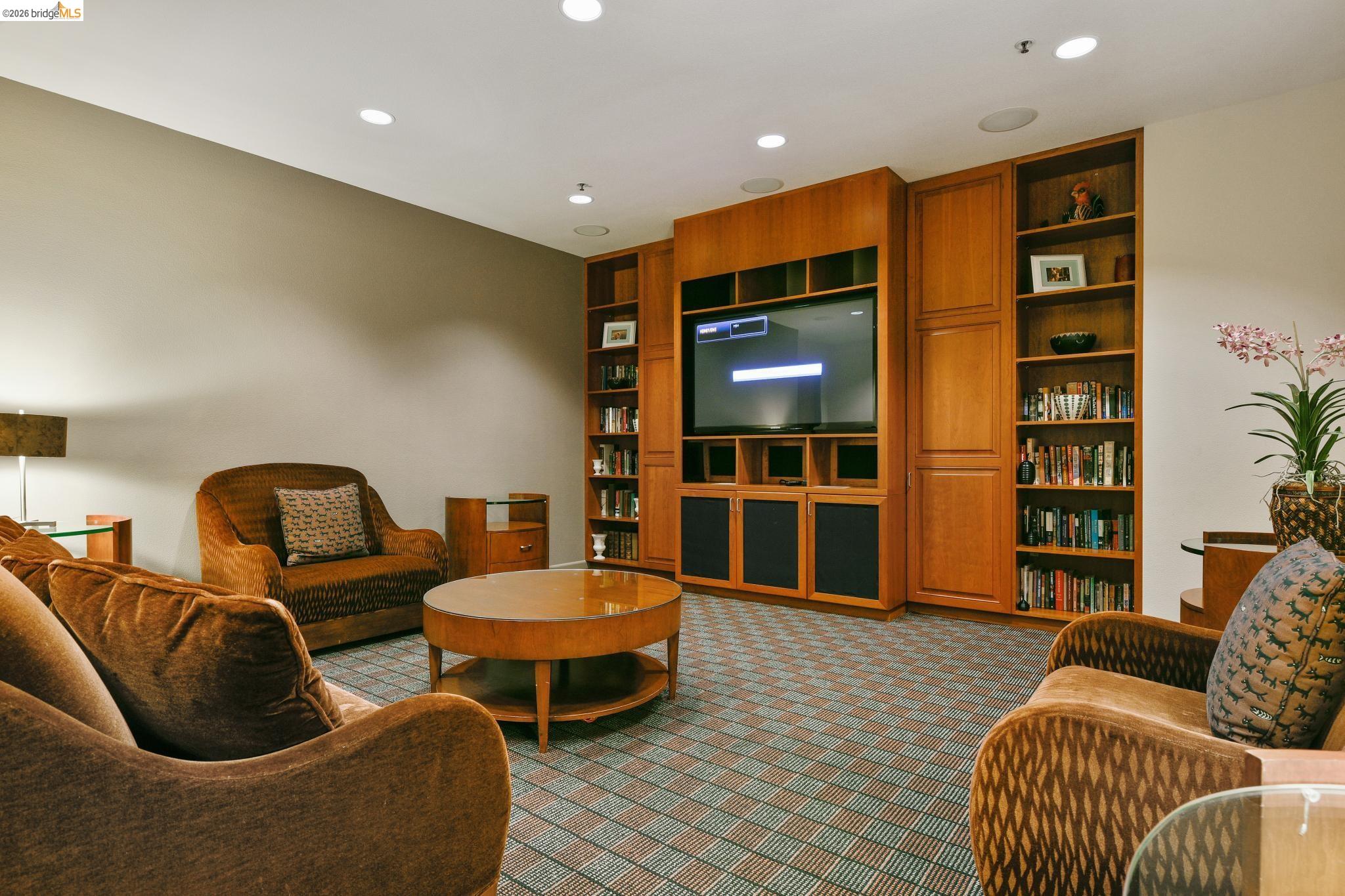 5855 Horton Street # 613