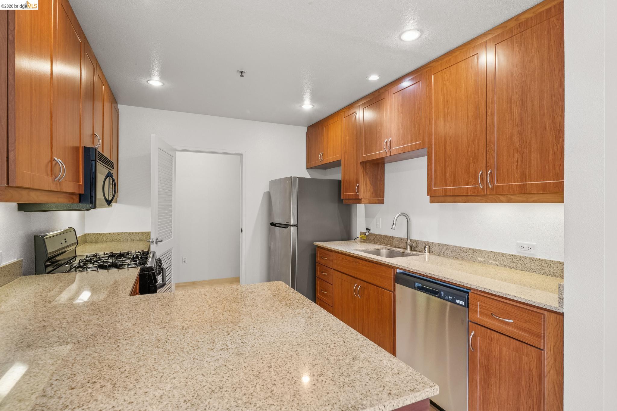 5855 Horton Street # 613