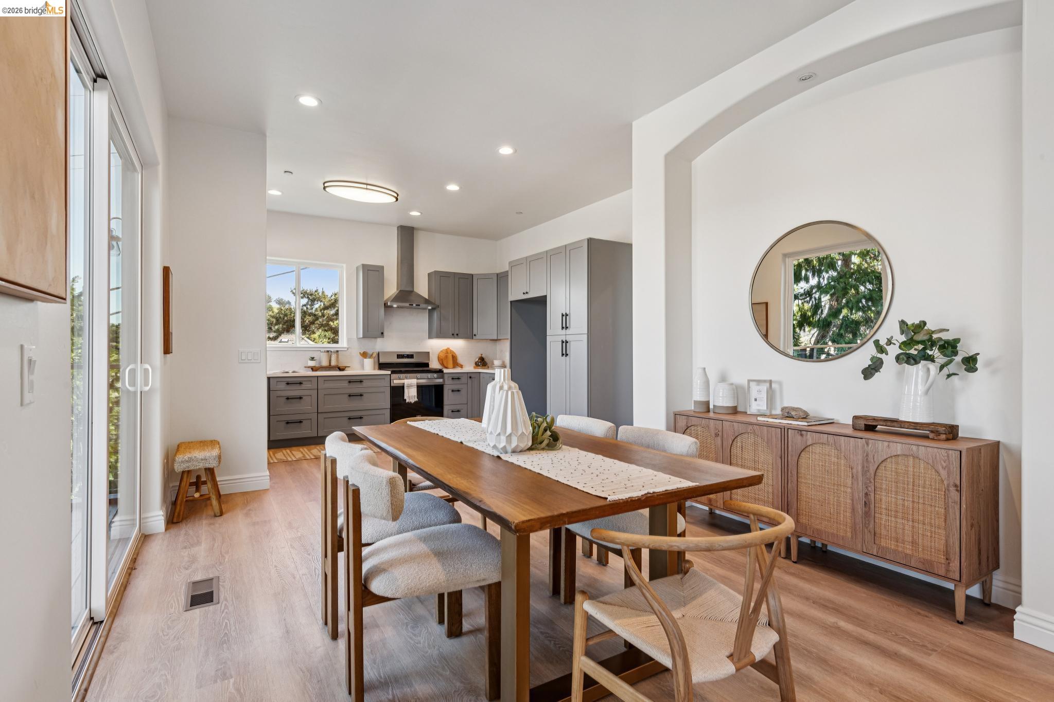 312 Golden Gate Ave