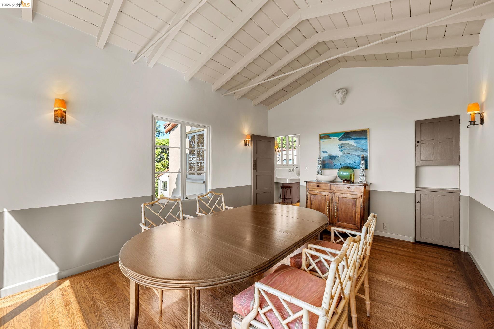 1004 Cragmont Avenue