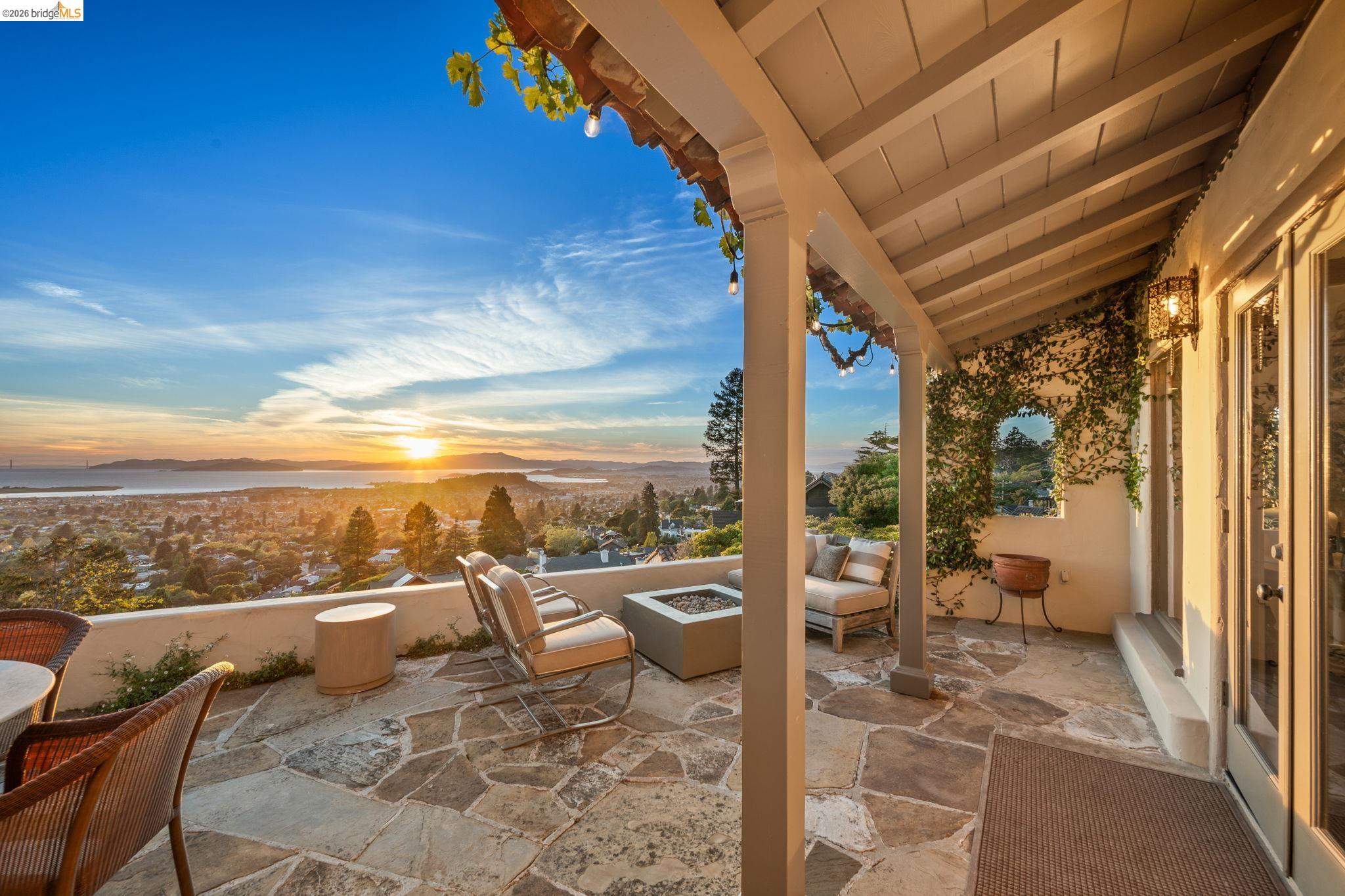 1004 Cragmont Avenue