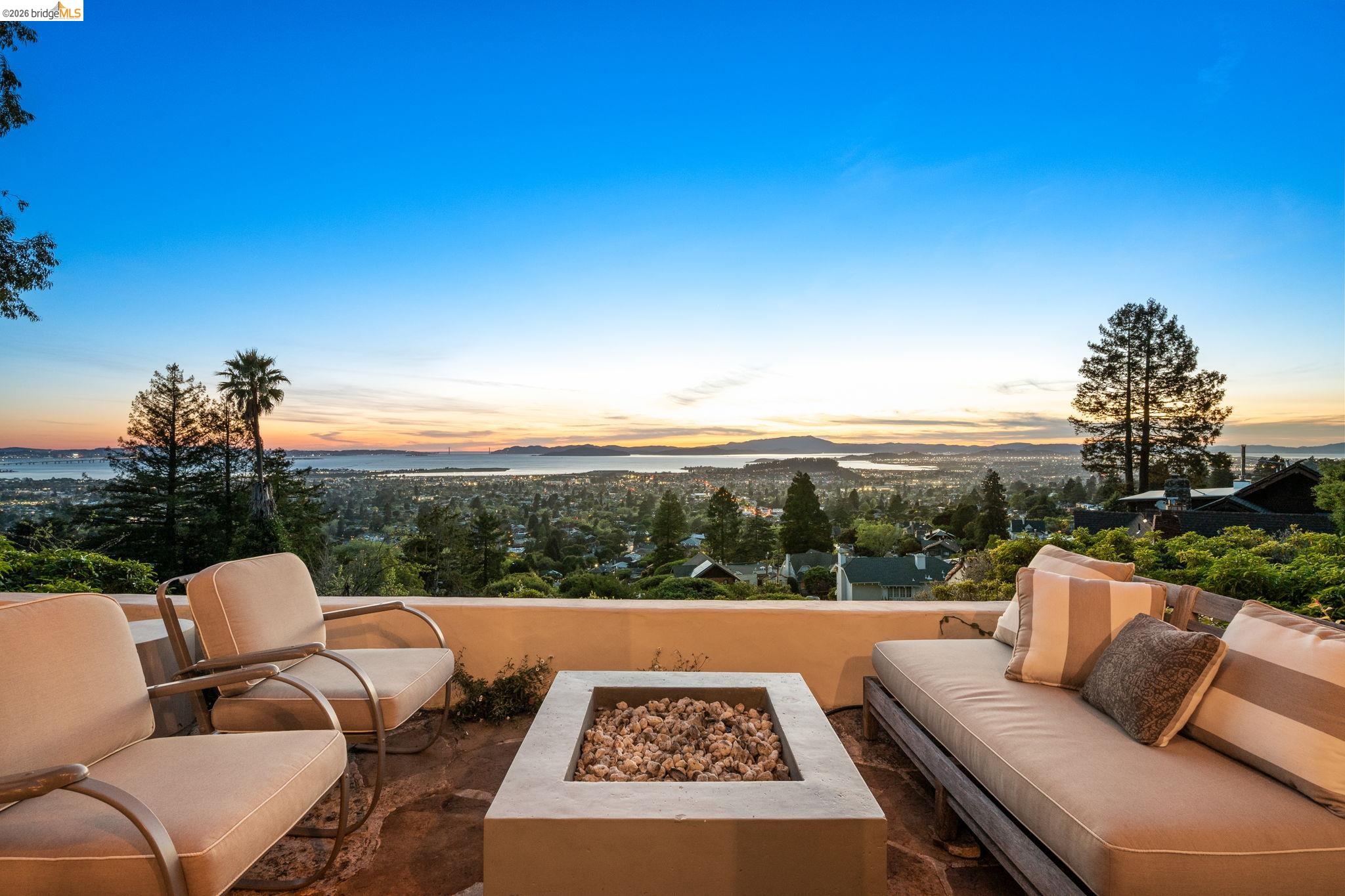 1004 Cragmont Avenue