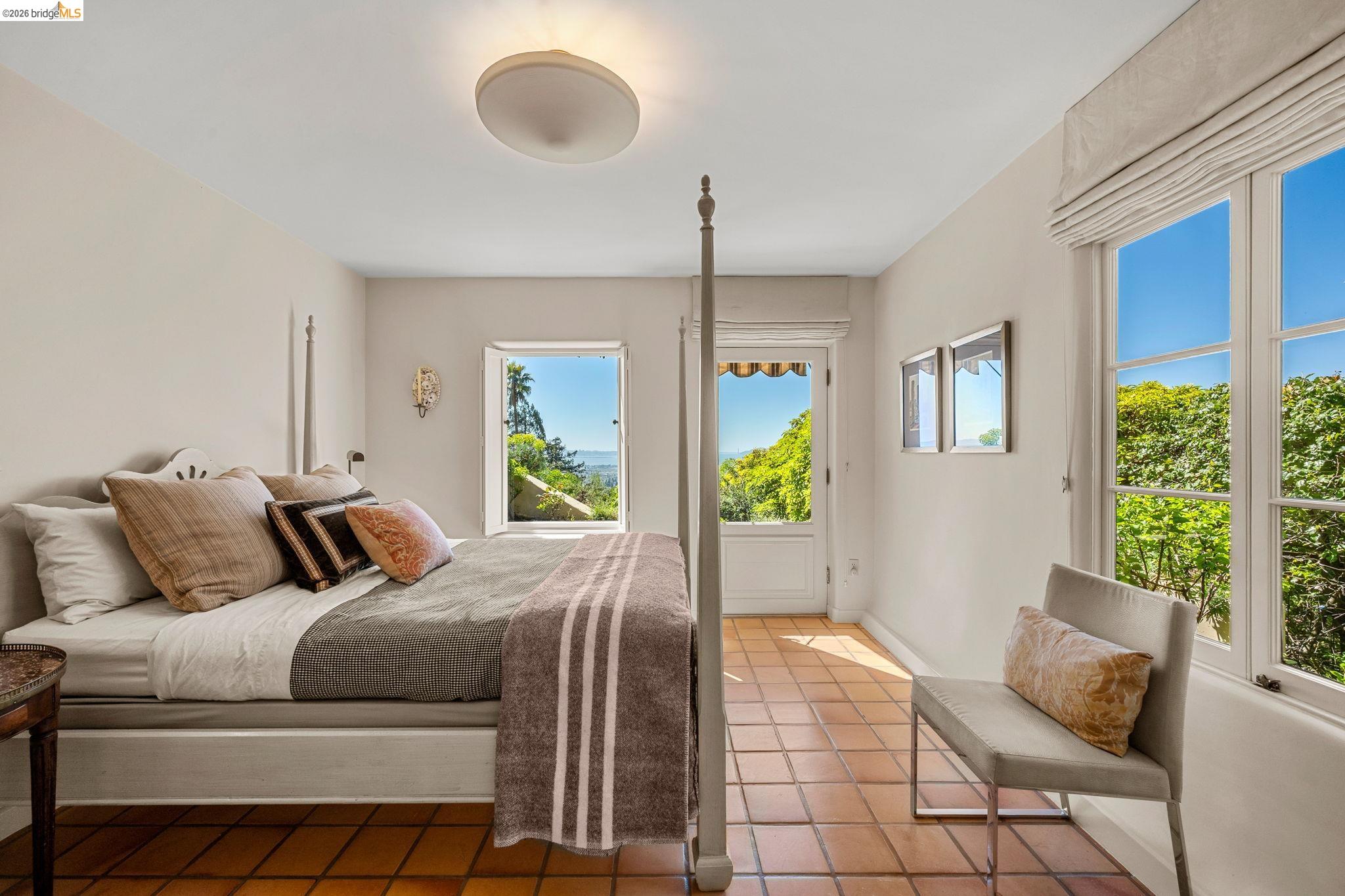 1004 Cragmont Avenue