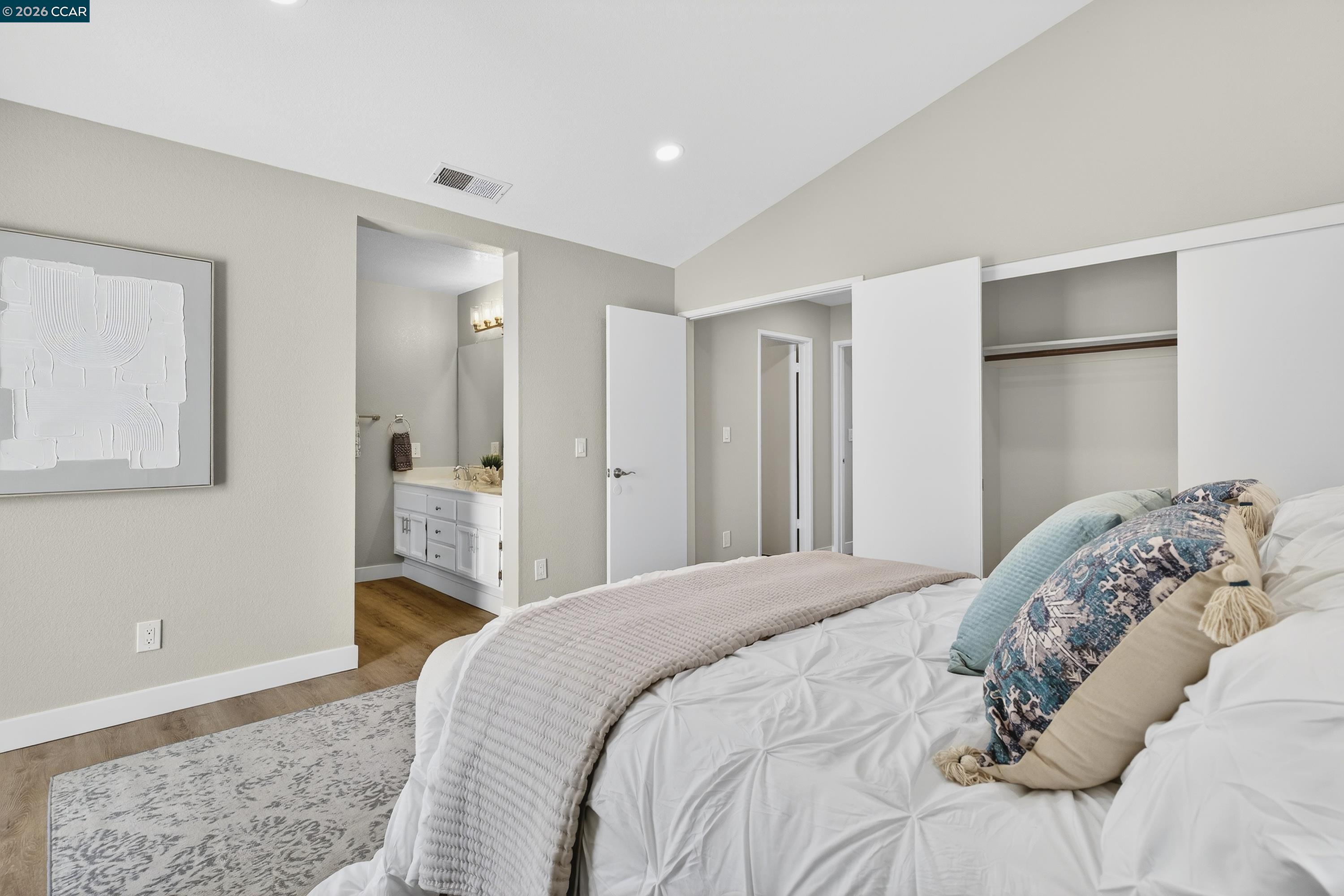 2413 Christian Ct