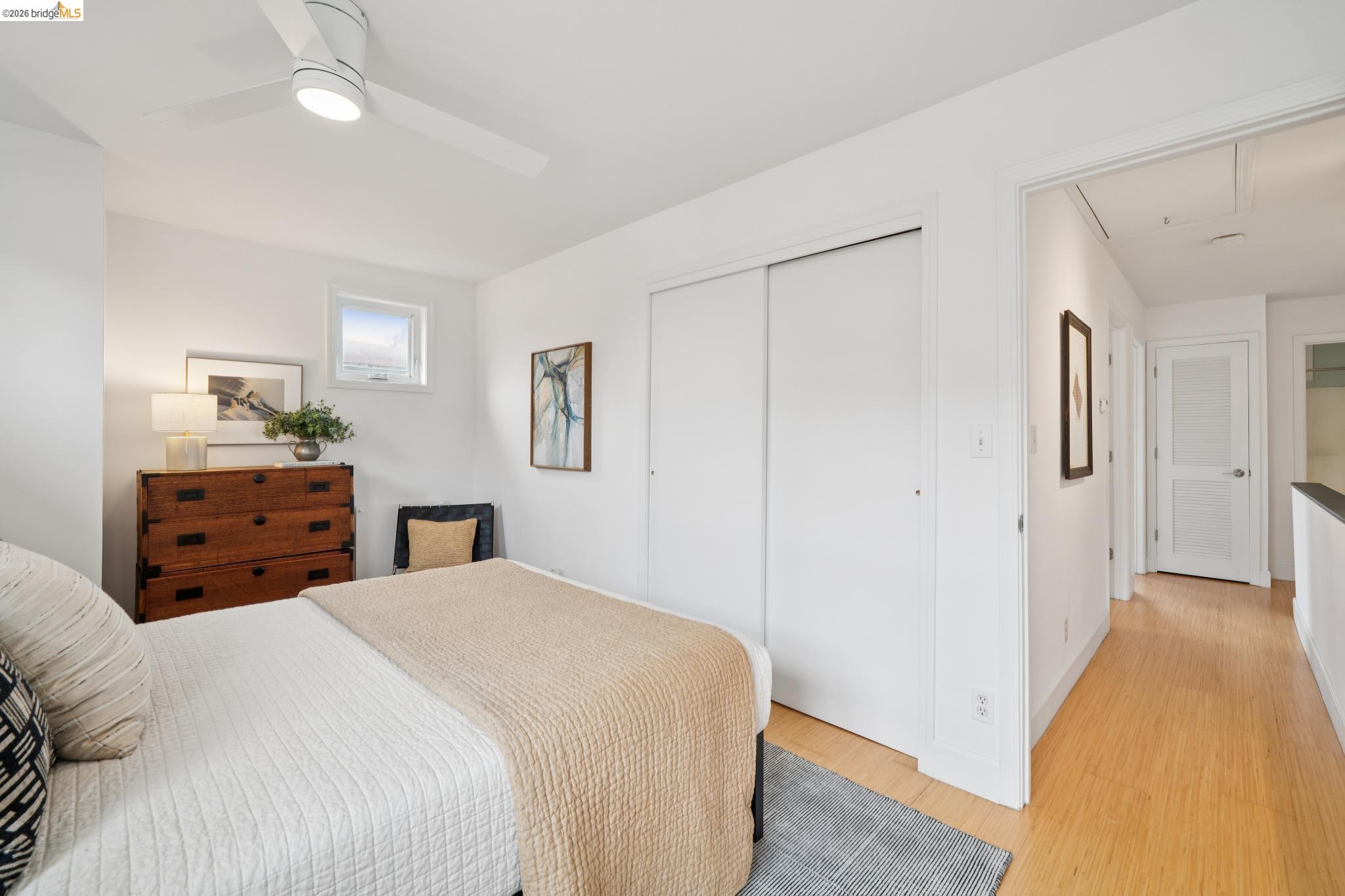 480 42Nd St Unit: E
