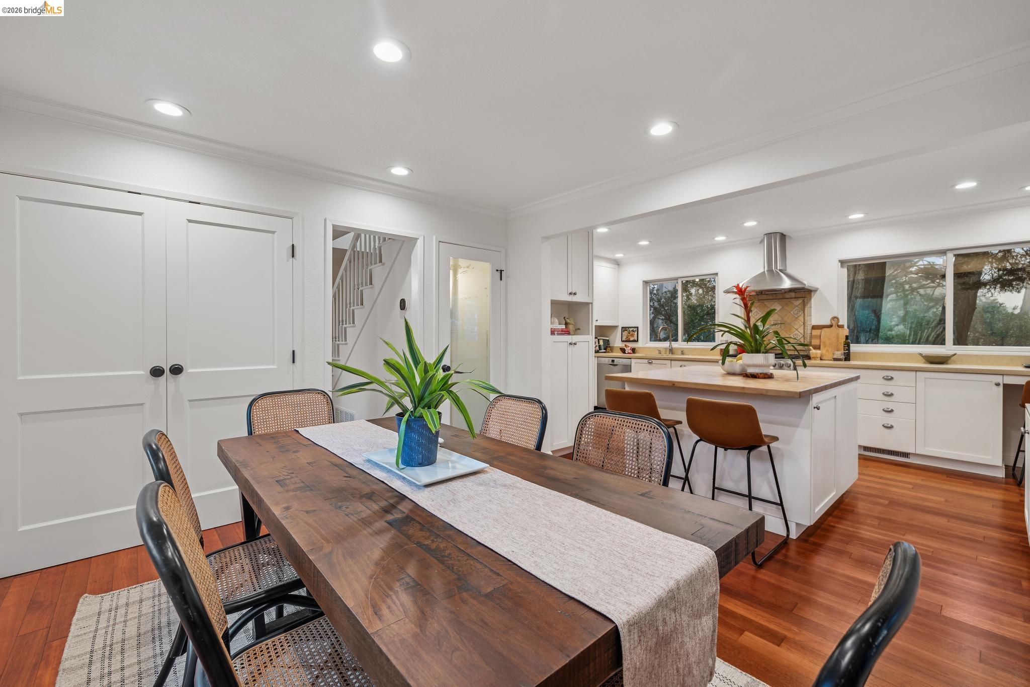 18 North Cir