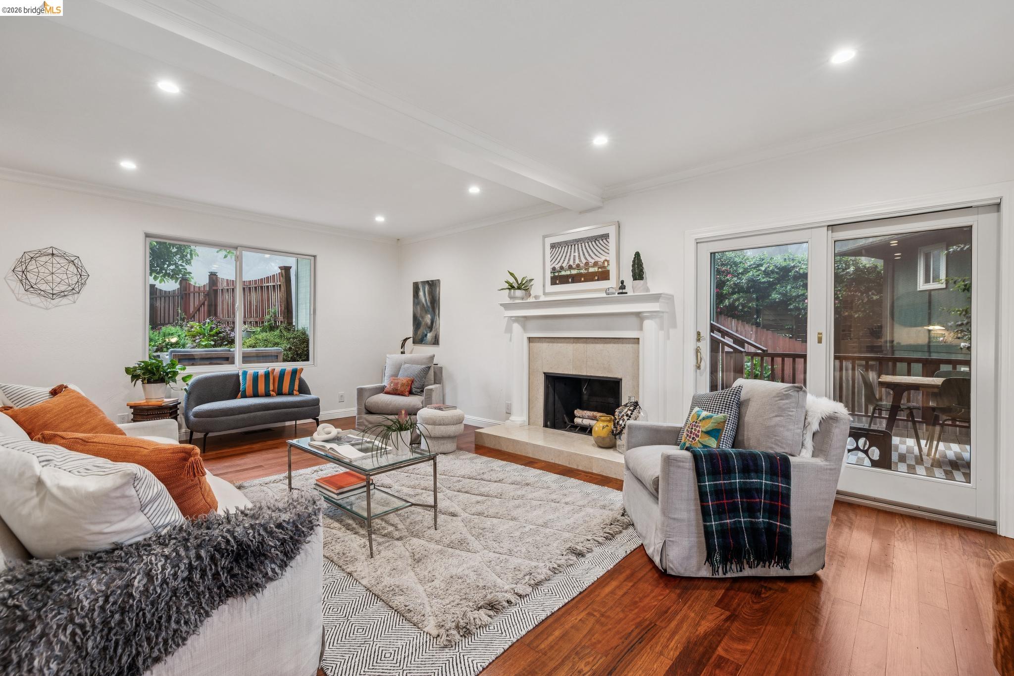 18 North Cir