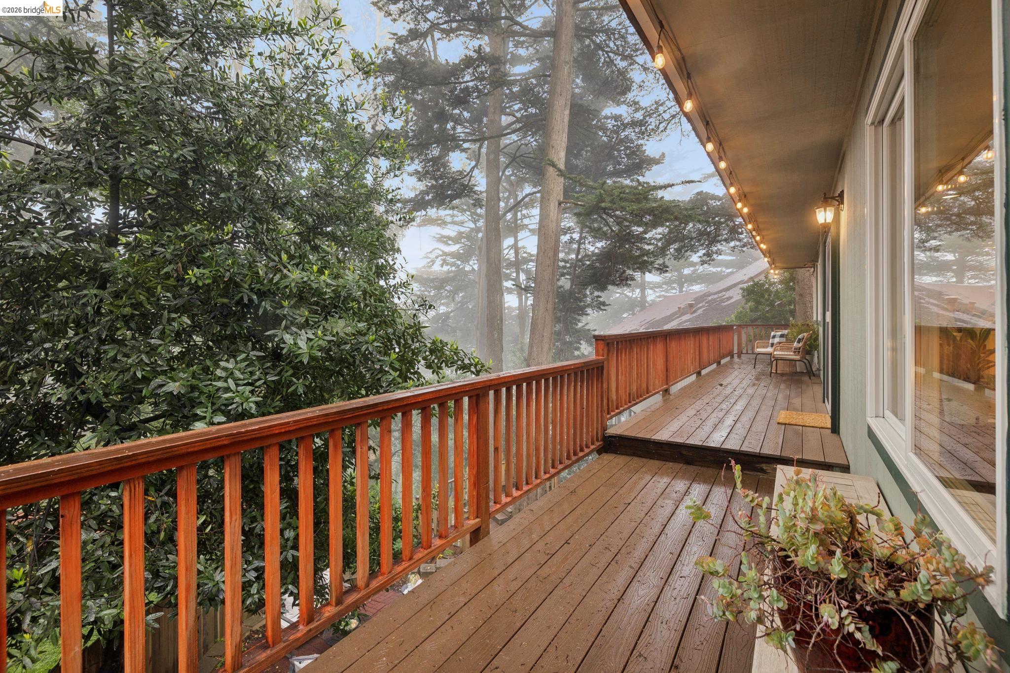 18 North Cir