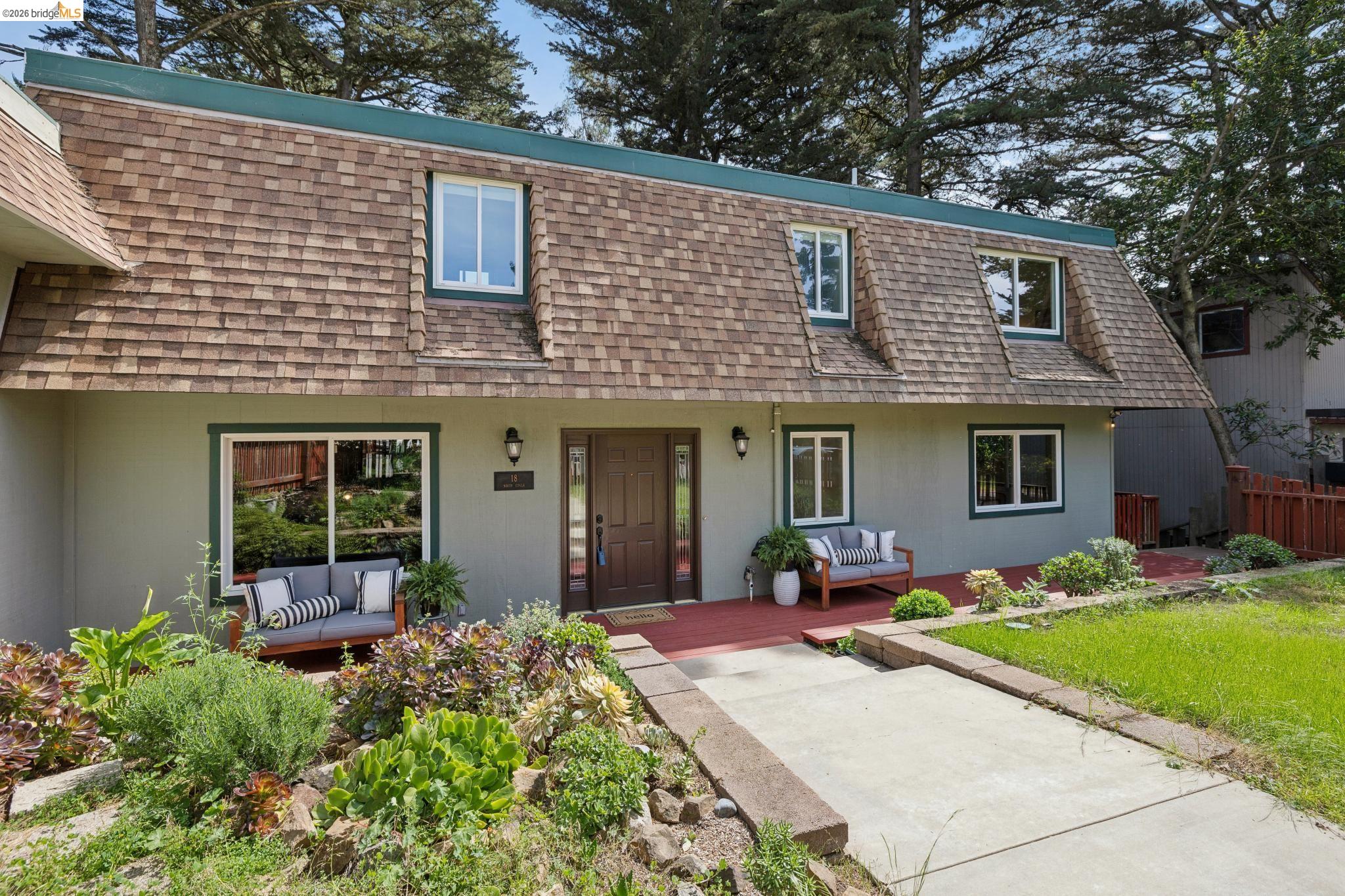 18 North Cir