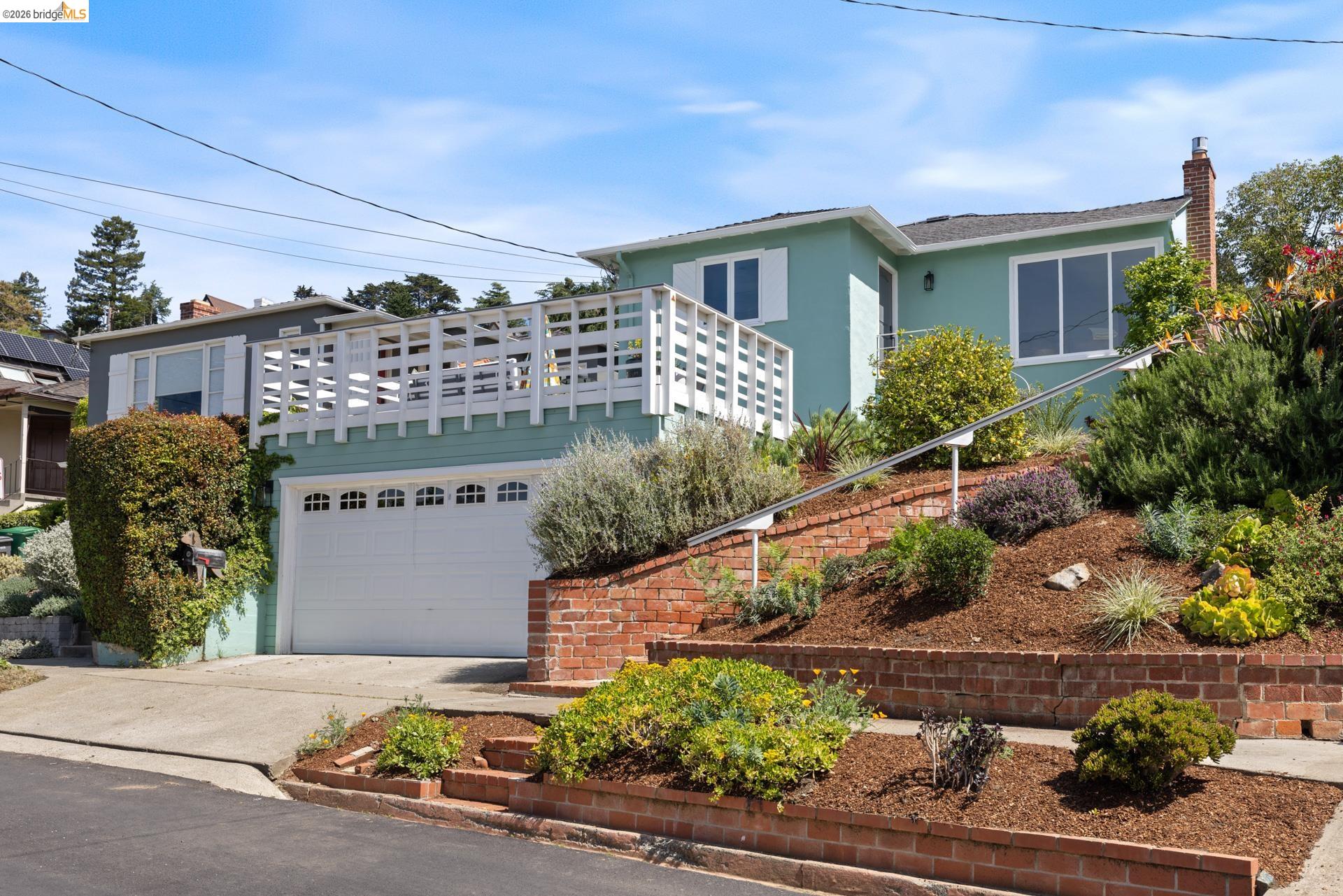 49 Windsor Ave