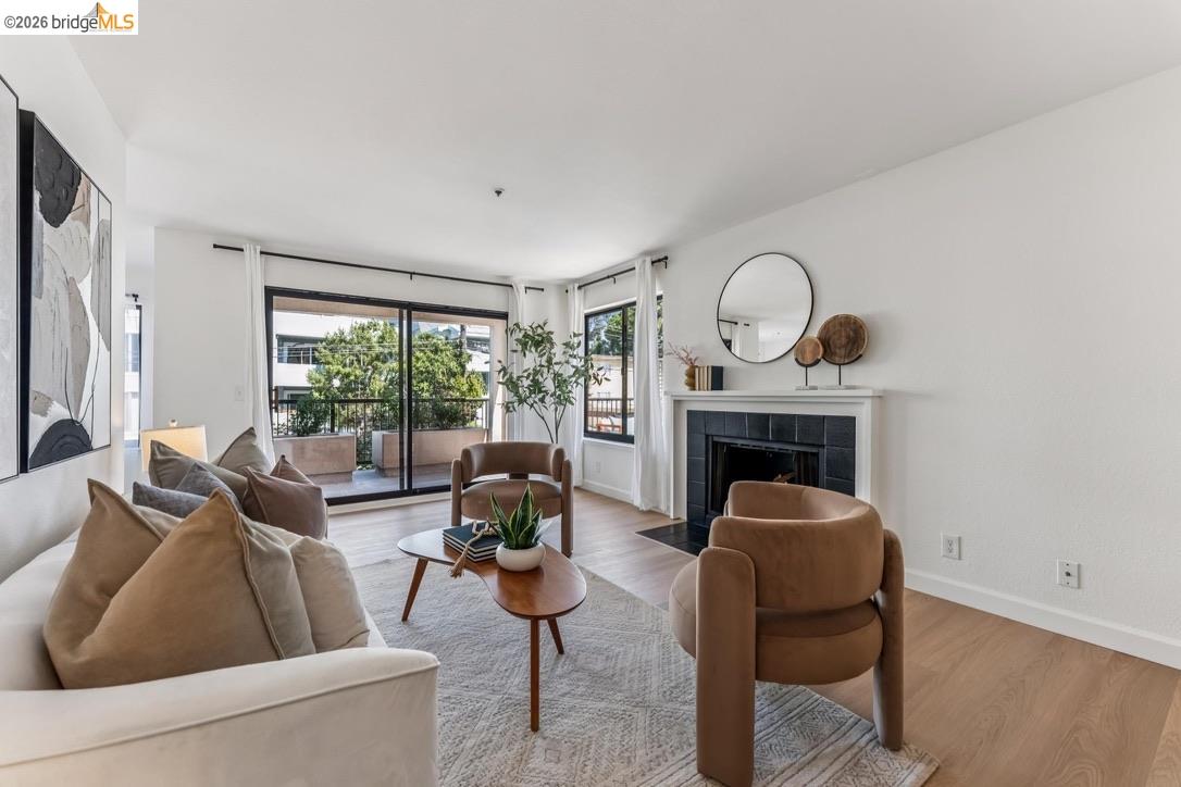 322 Hanover Ave # 212