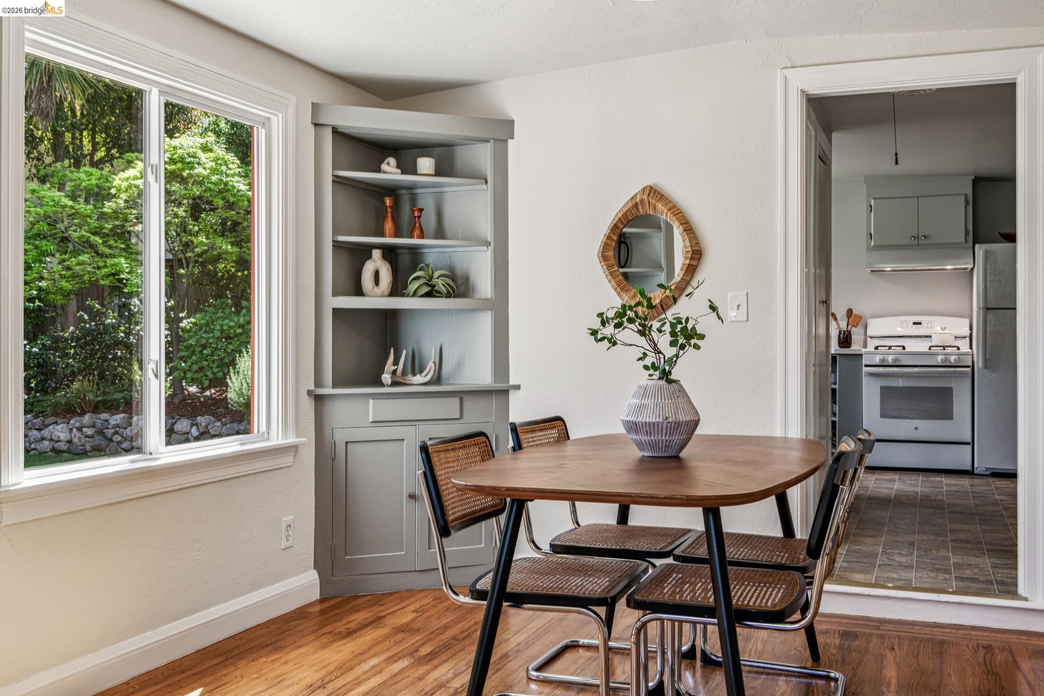 5703-5705 Panama Ave