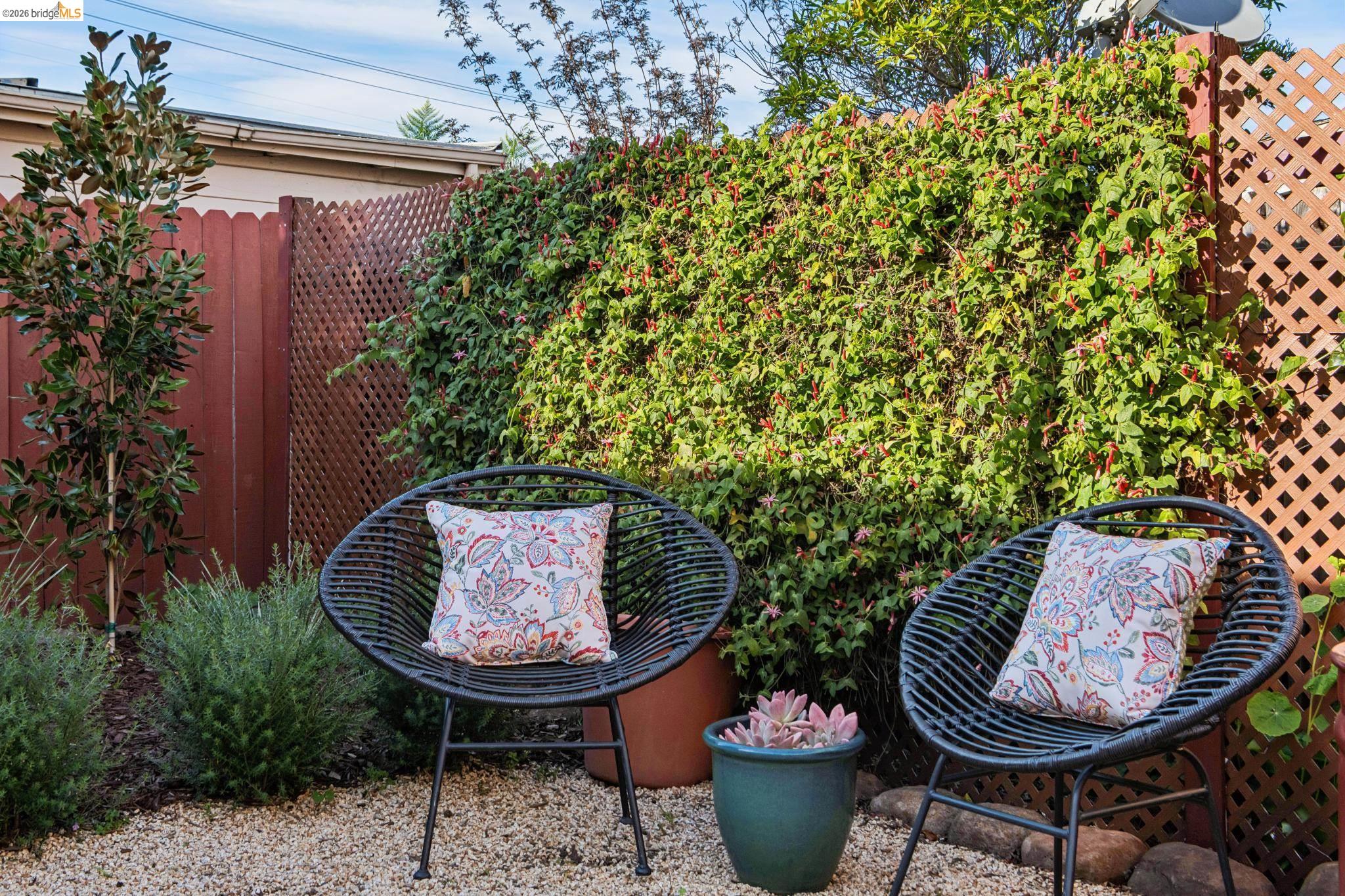 5703-5705 Panama Ave