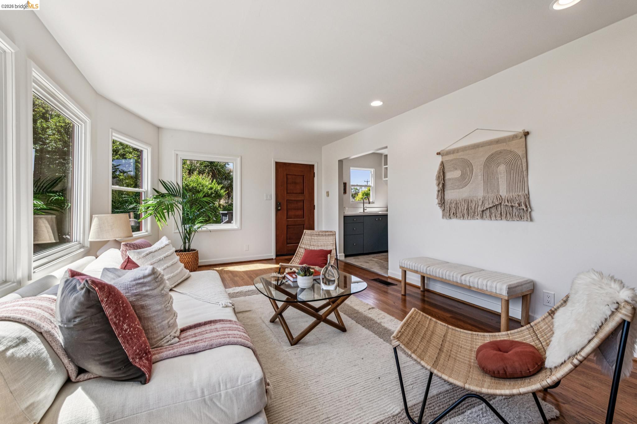 5703-5705 Panama Ave