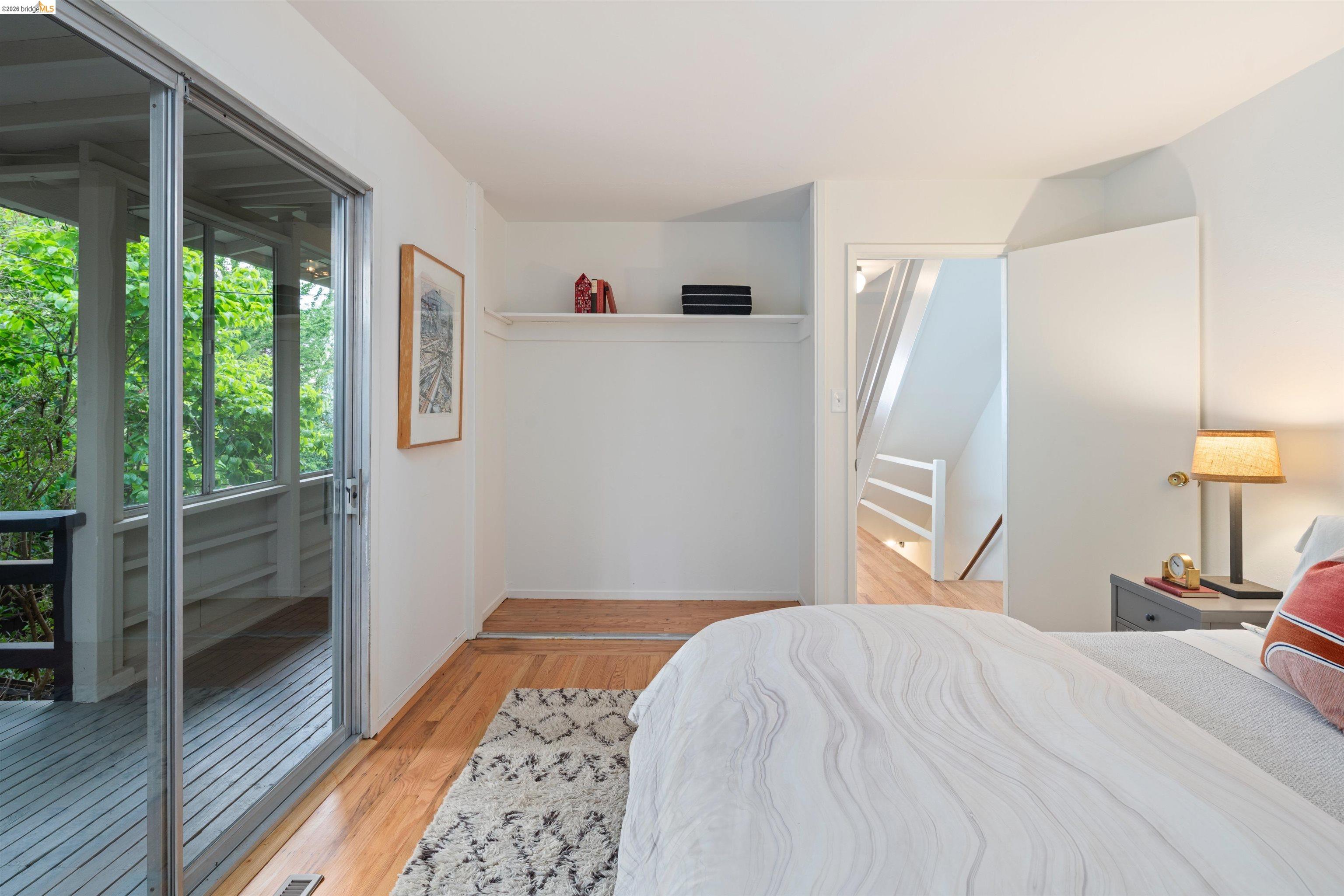 5941 Harbor View Ave